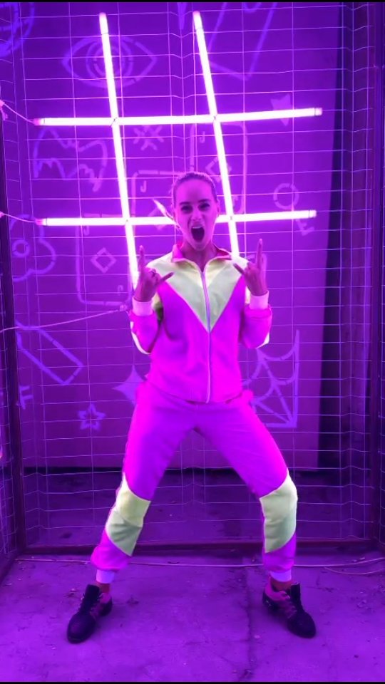 Gramy "Pawia królowej" 5,6,12,13,25,26,27.04.2025!!! 🦚🦚🦚
Wpadajcie do @teatrpolskiwroclaw
#theatre #pawkrolowej #masłowska #actresslife #actress #fun #me #team #stage #show #pink #power #powerful #april #spring #wow #ilovemyjob