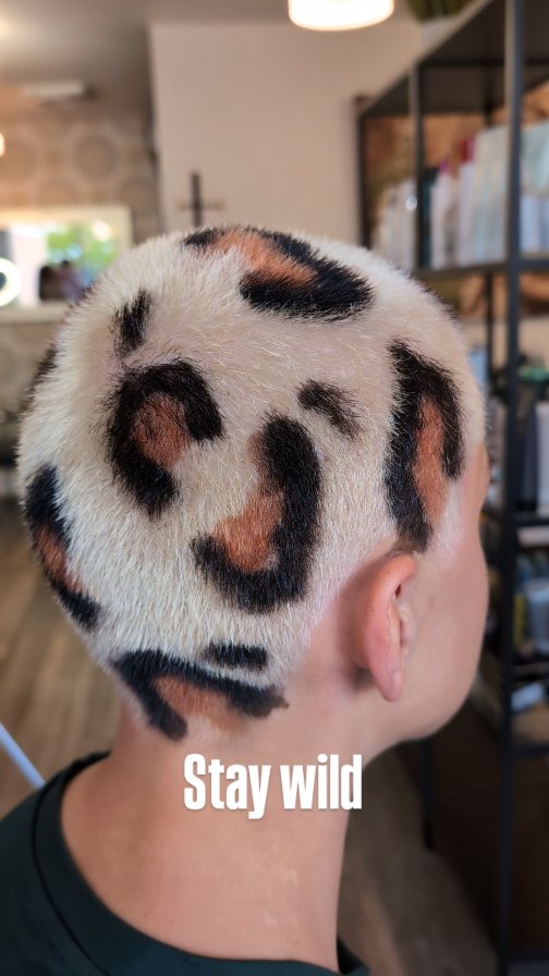 Thinking about going bold? Spots, stripes, or something totally unique — we love helping you express your wild side. 🐆Whether it’s leopard print or your own custom color, we’ve got you covered.
Got questions or ready to book? Give us a call or chat with us on our website — just hit the message button and we’ll be right there to help!
#orlandossalon #HairByAnita #funhair #boldhair #slcsalon #slchair #Utahhair #teenhair #leopardhair #funhairideas
@ninavugdalic @vugdalic_teo