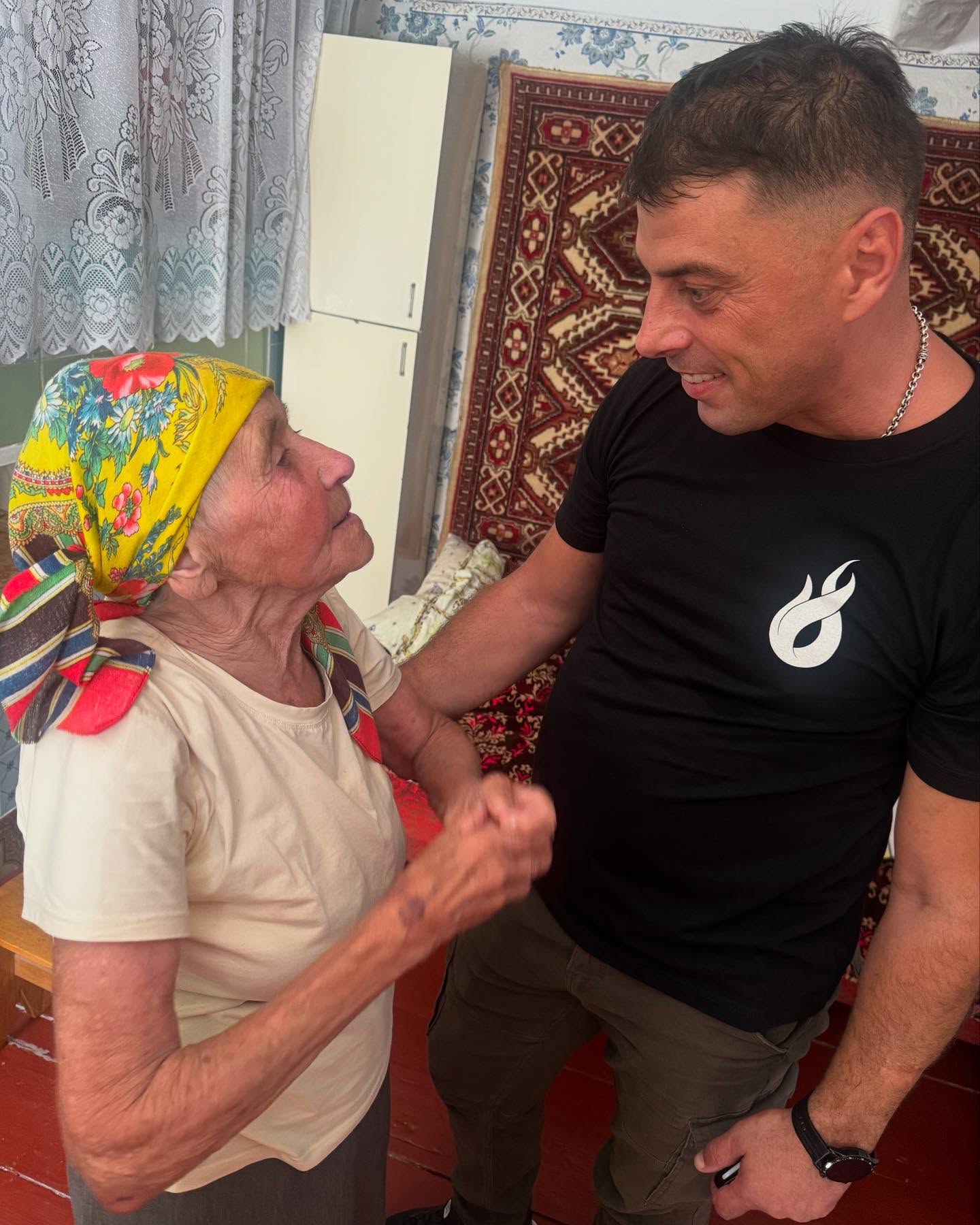 Aw!!! Grandma Olga got to see he picture @marthapell drew of her today!! She is the sweetest thing!! Hear her voice on the video attached and pray for Grandma Olga and all of our grandmas today!! ☺️🙏❤️ We love you @maksim_dyomkin @lenadyomkina @tatyana.salevon and Sasha Salevon for how beautifully you serve them!! James 1:27❤️🔥