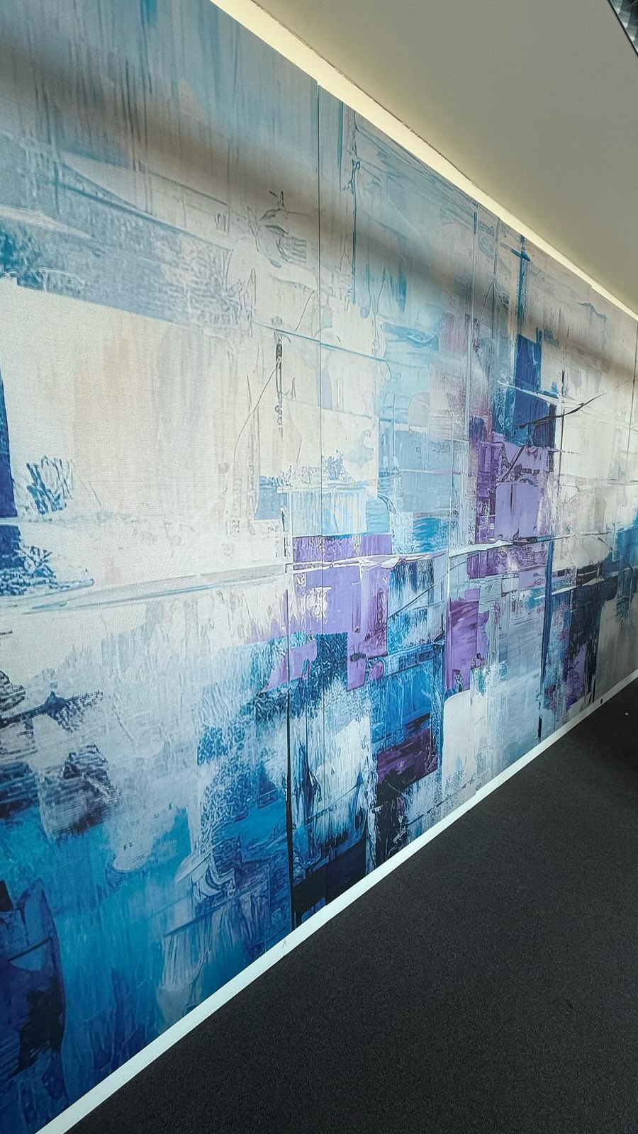 Von Flur zu Flair! 🎨
Unsere neuen Akustikwände schlucken Lärm – und hauen optisch rein! 🔇💥
Stylishe Kunst trifft Schallschutz.
#OfficeDesign #InteriorGoals #Akustikwand #WallArt #ModernWorkplace #BeforeAndAfter #WorkInStyle #DesignInspo #CreativeOffice #brustpartnerstyle #FlurGoals #SoundOfSilence #UpgradeYourOffice #InteriorLovers