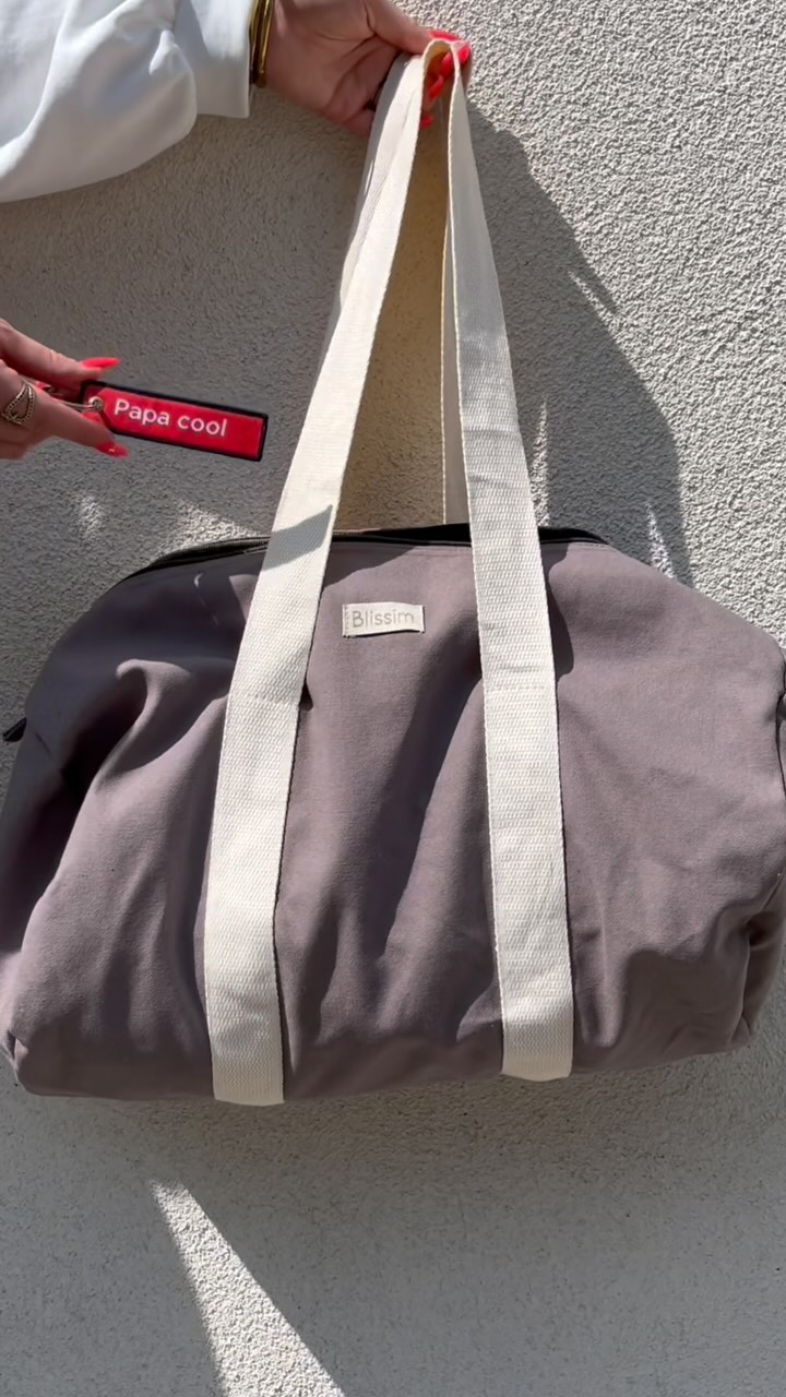 La box @blissim de Fête des Pères dans laquelle vous pouvez retrouver notre porte-clés !
Disponible sur le site blissim.fr 🌿
Inspiration vidéo : @miliamatcha 🍵
#blissim #fetedesperes #box #coffretcadeau #ideecadeau