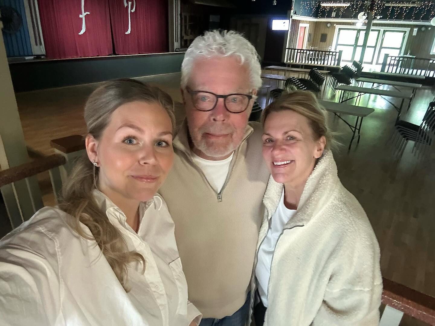 Idag har vi haft möte med härliga Jessica Persson gällande höstens planer! Håll utkik, mer info släpps inom kort! 😍🍃
#granadalönsboda #folketspark #lönsboda #jessicapersson