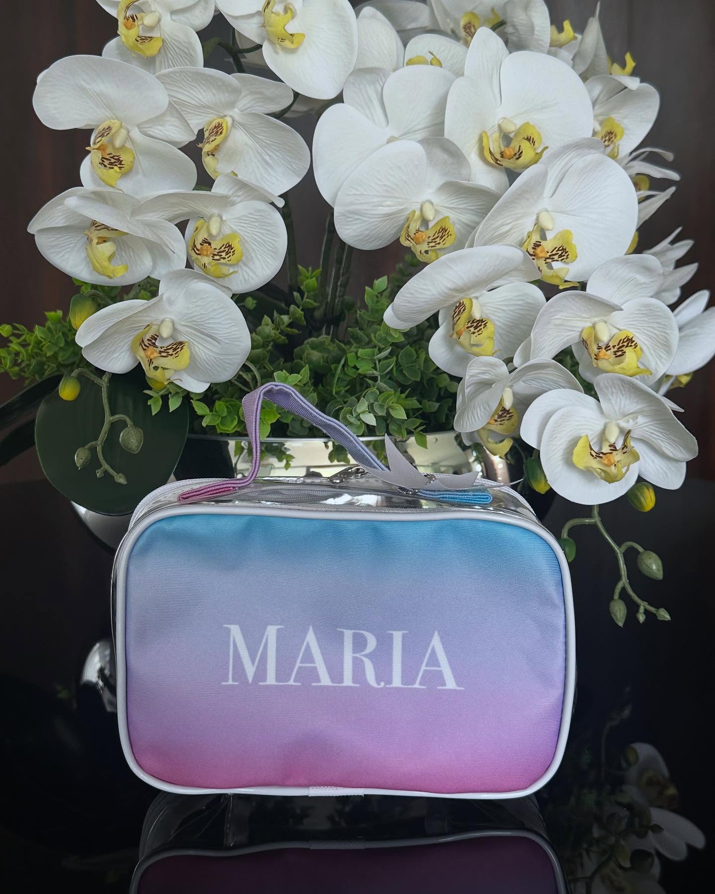 Necessaries lindas para qualquer ocasião.
Ótimas para levar sua make, perfumes e itens pessoais.
#lembrancapersonalizada #lebrancinhas #necessariedemão #personalizados