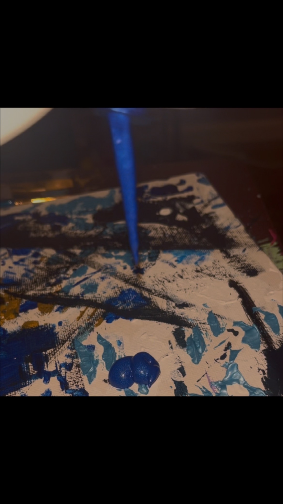 Oh la la la
Oh la la la…🎶
…Blue Butterfly🦋
#painting #paint #acrylicpaintings #blue #butterfly #art #fun #diy #loveit #kimkawascrations