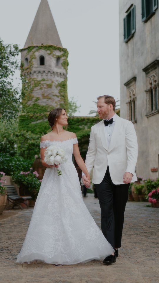 ✨ Everlasting Love in the infinite beauty of Villa Cimbrone! Pure elegance for K & J's wedding. Grateful for having filmed their love story in Ravello.
.
Wedding planner: @mrandmrsweddinginitaly
Photographer: @giannidinatale_photographers
Video: @gioderosavideographer
Venue: @villacimbrone
Flowers @staraceflorist
Lights @lkevent_wedding
MUAHA @alessandromancinostudios
Details @andreariccioweddingsolution @insaneprintdesign
Stationary @momental
Celebrant @carmela_italyweddingcelebrant
Entertainment @buongiornoravello @casanovaswingband @weddingmusic
See more works⬇️
https://www.gioderosavideographer.com/
.
.
#weddingfilm #wedding #weddingvideo #amalficoastwedding2025 #amalficoastwedding2025 #wedding2025 #weddingbride2026 #wedding2026 #weddingvideo2026 #weddinginspiration #weddingvideographer #instawedding