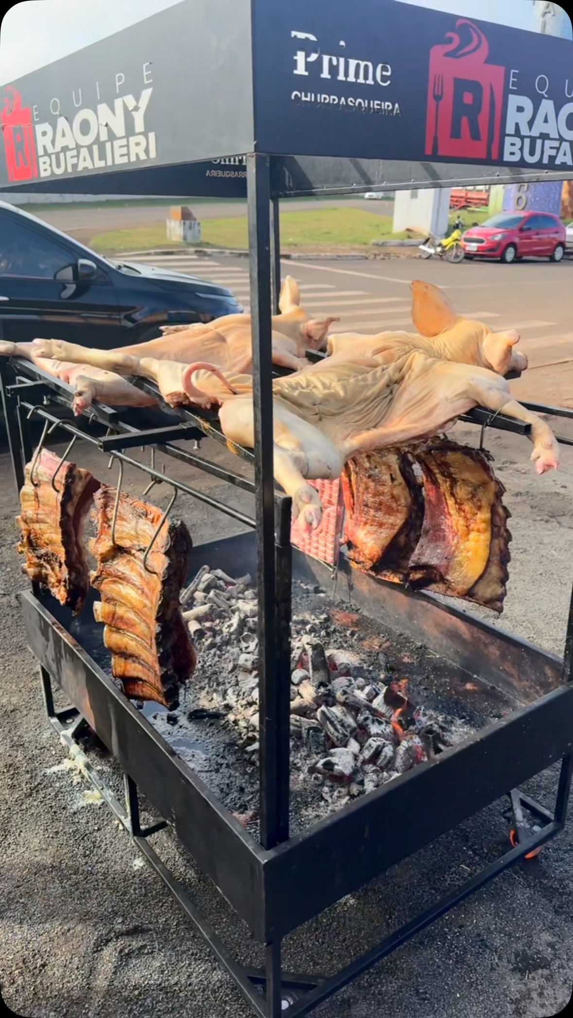 Inauguração da Líder Agrícola - Mauá da Serra 🔥🥩 @lider_agricola
Churrasco de respeito para celebrar a nova casa da Líder Agrícola em Mauá da Serra!
Um dia incrível ao lado de amigos e clientes, com a nossa equipe mandando brasa.
Agradecimento especial ao @eltonbaio pela confiança no nosso trabalho. Que venham muitas conquistas! 👏
Agradecer todos da minha equipe
#LíderAgrícola #ChurrascoDeEvento #RaonyBufalieriEquipe #MauáDaSerra