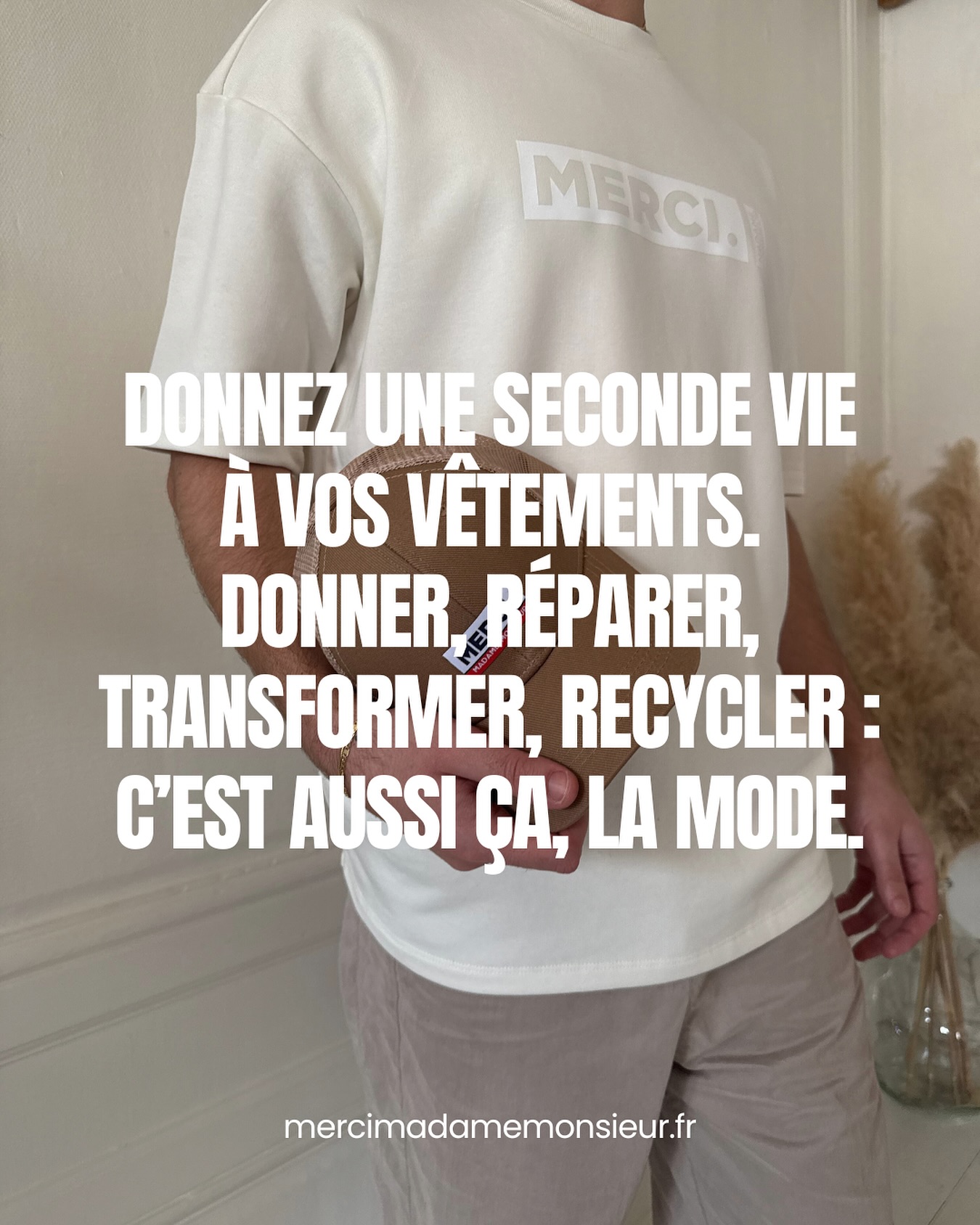 On croit à la seconde chance, même pour les vêtements ♻️
Chez Merci Madame Monsieur, on croit à une mode durable, responsable… et surtout vivante. Plutôt que de jeter, pensez à : Donner, réparer, transformer ou recycler.
Chaque geste compte. Et si on commençait dès maintenant à changer notre façon de consommer la mode, ensemble ? 💚
#moderesponsable #secondevie #recyclagetextile #slowfashion #ecogeste