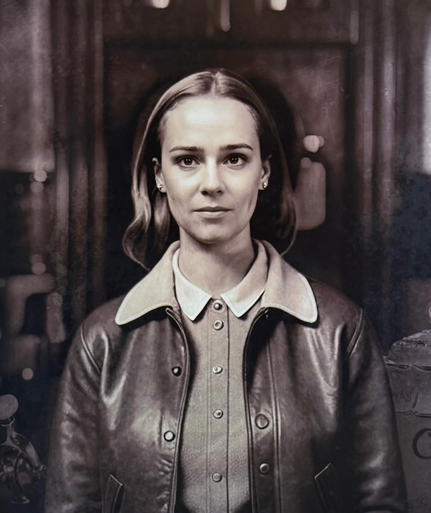 Ja, pracująca dla fabryki Coca-Coli w Atlancie, w 1894 🥤🥤🥤
#atlanta #cocacola #retro #me #picture #session #obsession #photographer #phototime #actress #job #worker #style #age #epoque #portrait #white #black #sephia #iloveit #great #trip #usa #travel #traveler #jurney #world #usa🇺🇸 #awesome #grateful