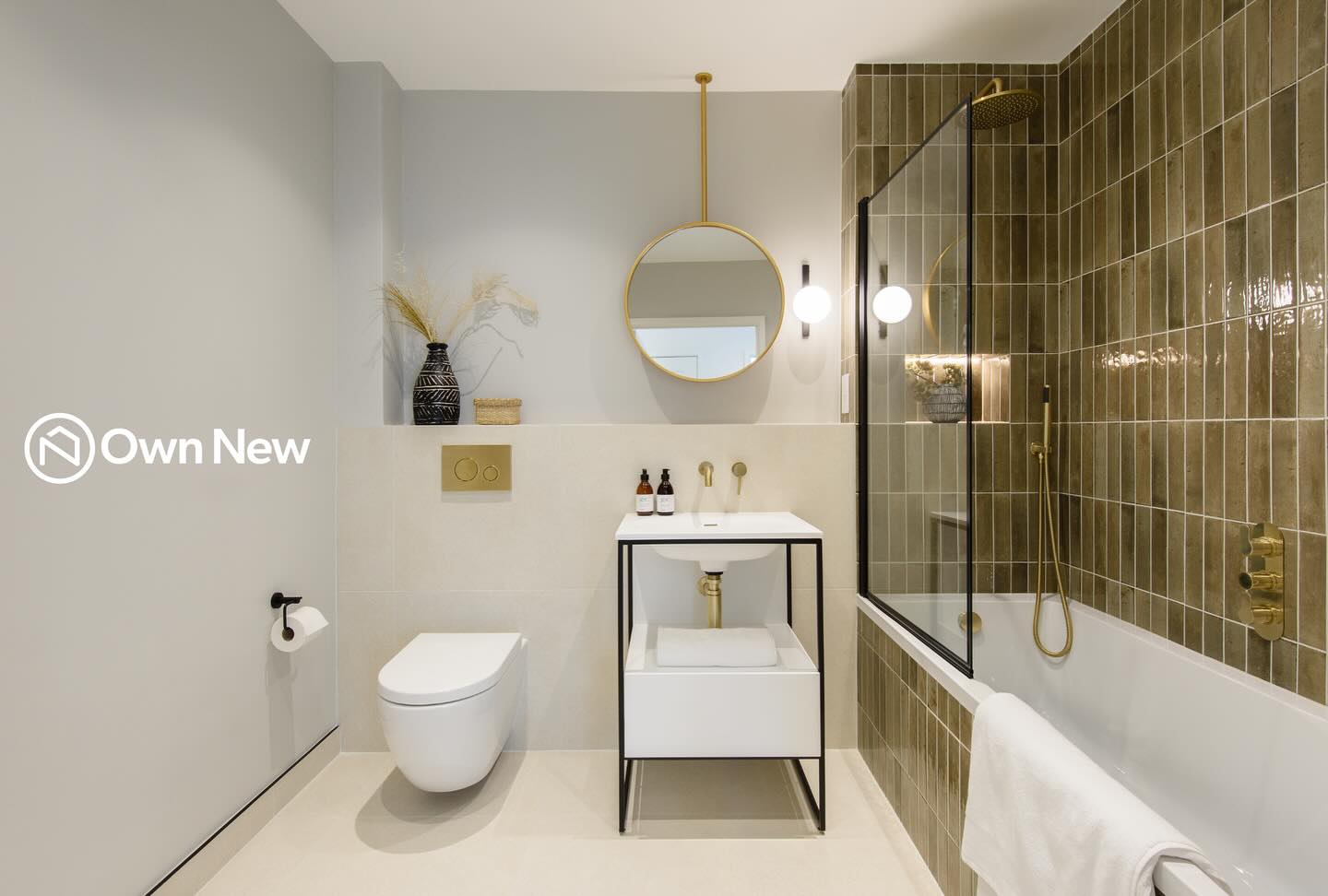 Bold design, everyday function. Sleek brass finishes and bespoke tiling give every bathroom at ArtScene a striking, modern edge, proof that practical can be beautiful.
Available with lower initial mortgage rates through Own New: Rate Reducer.
To find out more contact our agents @core.london @jamielester