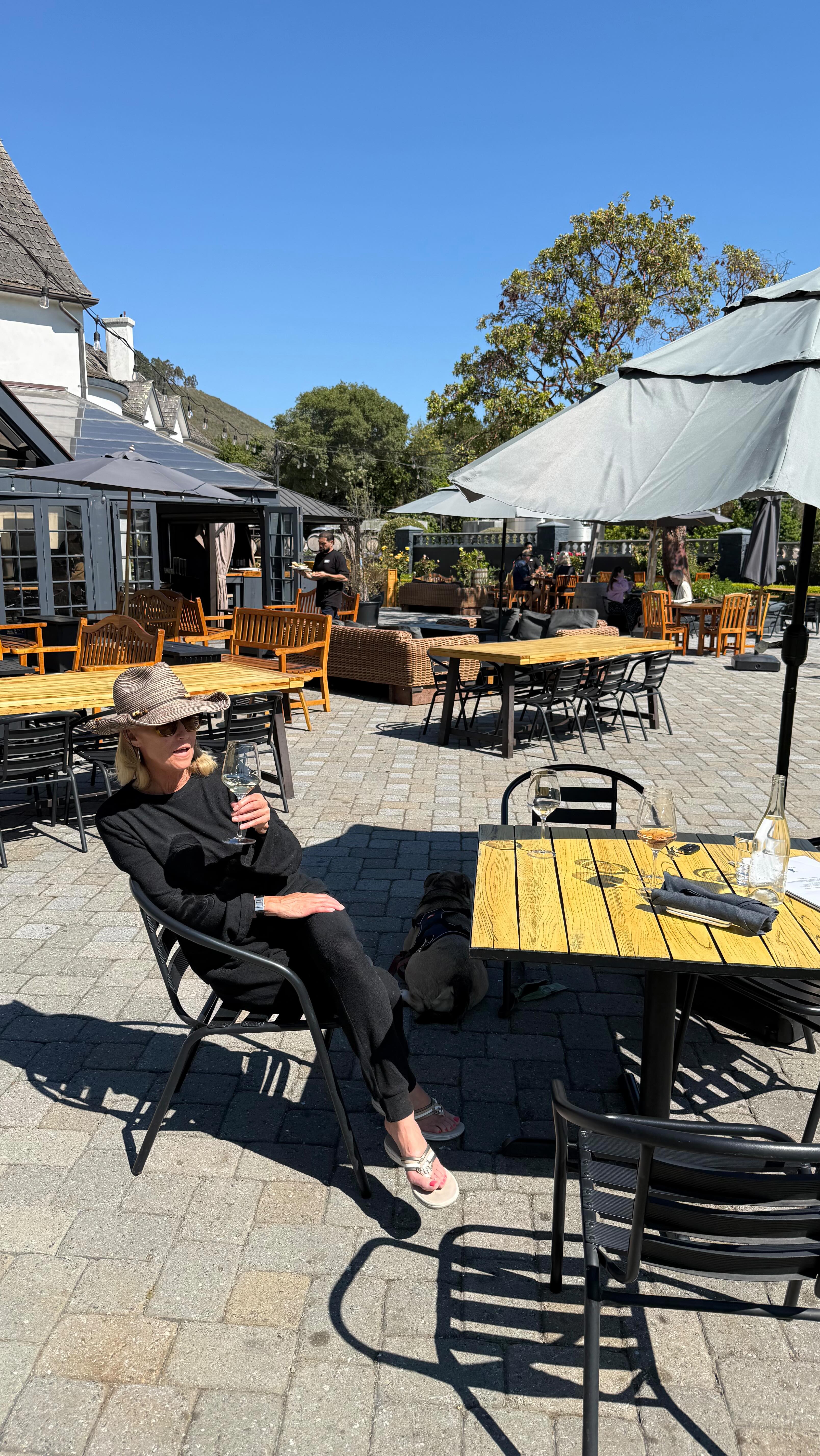 My Happy Place-Marleys toođ Carmel, CA
@pebblebeachconcours
@montereycarweek
@visitcarmel
@folktalewinery
#montereycalifornia #pebblebeach #carmel #carmelvalley ##nepenthe #bigsur #roadtripca #weekdayfun #kckilian #carmelbythesea #visitcarmel #travellifestyle #golfresorts #myhappyplaceđ