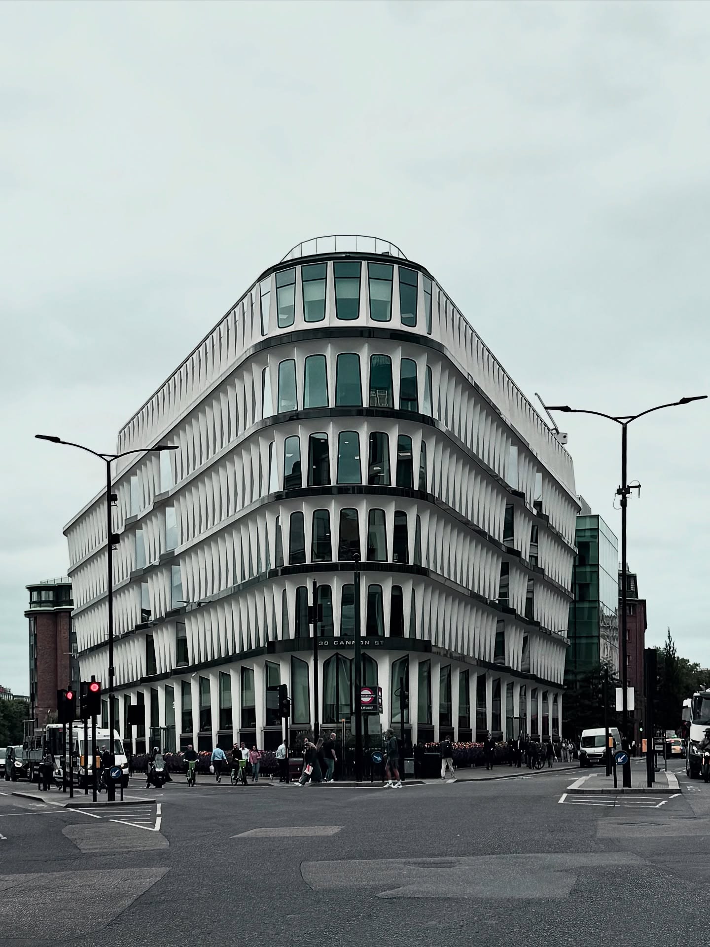 Time for a well deserved #bankholidayweekend after some busy days, visiting many sites around London, and designing storage solutions for new offices due to be delivered very soon!
#busytimes #summerbreak #onsite #officedesign