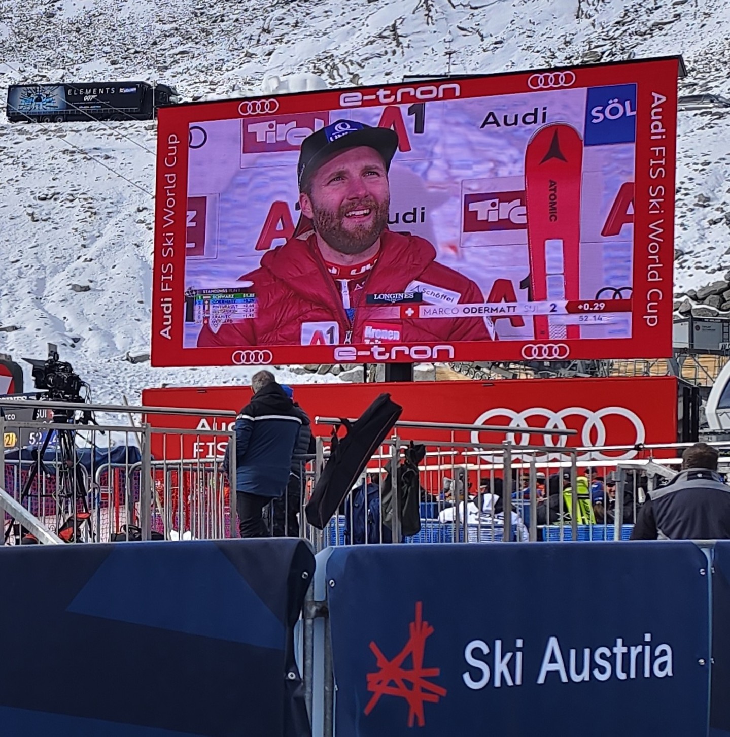 In just 60 days, the Alpine Ski World Cup returns to the slopes of #Sölden! Nur der Ski zählt! 🎿❄️ Link in Bio
.
#Soelden #skiworldcup #skiweltcupsölden #heartbeatofthealps #ötztal #skiing #winterseason #skiaustria