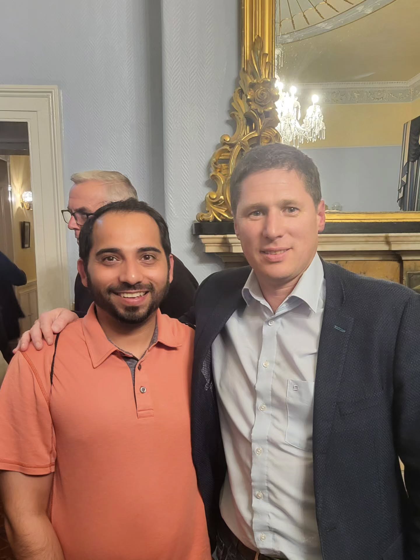 Had the privilege of hearing Deputy Carthy (Sinn Fein Spokesperson on Justice, Home Affairs, and Migration | Chairperson of the Oireachtas Committee on Justice, Home Affairs and Migration) speak on Irish immigration affairs yesterday at the Teacher’s Club, chaired by Cllr. Daithí Doolan. One of the most insightful discussions I’ve attended in a long time on a topic so close to me personally and professionally.
🍛 Fuelled up beforehand with the most amazing idli sambhar at Indian Tiffins!
📢 12th September | 1pm | European Commission of Ireland
Join our final silent assembly demanding:
➡️ Full implementation of the EU Anti-Racism Action Plan
➡️ Strong measures against online hate
➡️ Transparent reporting of racial attacks
🦚 Spiritual thought: bees make the best honey when they gather nectar from many flowers. Diversity is essential—without seeing all the colours of the rainbow, you can’t truly understand light.
💚 27th September | Garden of Remembrance
Join the anti-racism rally, ending with the Irish Against Racism carnival. Fun, community, and solidarity!
🇮🇪 Thanks to Joe Mooney for proudly holding the Irish tricolour as a symbol of peace and unity, and to Cllr. Mícheál Mac Donncha for encouraging me before taking the stage.
Let’s keep standing for progress, equality, and justice.
#IrishImmigration #AntiRacism #EUActionPlan #StandAgainstHate #DiversityMatters #CommunityVoices #IrishAgainstRacism #SocialJustice #InclusionMatters #EqualityForAll #IrishEvents #SilentAssembly #RacialJustice #HumanRights #CelebrateDiversity #PeaceAndProgress #GoodFoodGoodMood #IdliSambhar #CommunitySpirit #ColoursOfTheRainbow