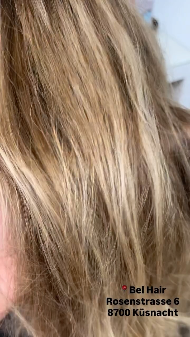 Fremdarbeit gerettet 💥
Diese Kundin kam zu mir mit verknoteten, schlecht eingesetzten Extensions.
Kein Glanz, kein Halt – nur Frust.
Mit über 20 Jahren Erfahrung habe ich die Knoten gelöst, die Tressen sauber neu gesetzt
und ihr Haar wieder zum Strahlen gebracht ✨
💡 Du hast auch das Gefühl, deine Extensions sitzen nicht mehr richtig?
Oder willst von Anfang an alles richtig machen?
Dann buch dir jetzt deine persönliche Beratung:
📲 Per DM
💬 Via WhatsApp
🌐 Oder direkt online über den Link in der Bio
📍 Bel Hair – Rosenstrasse 6, Küsnacht
#ExtensionsRettung #Fremdarbeit #BelHairKüsnacht #VorherNachher #Haarverlängerung #Haarrettung #ExtensionsProfi #Wunschhaar #NeukundenWillkommen #verwöhnerlebnis