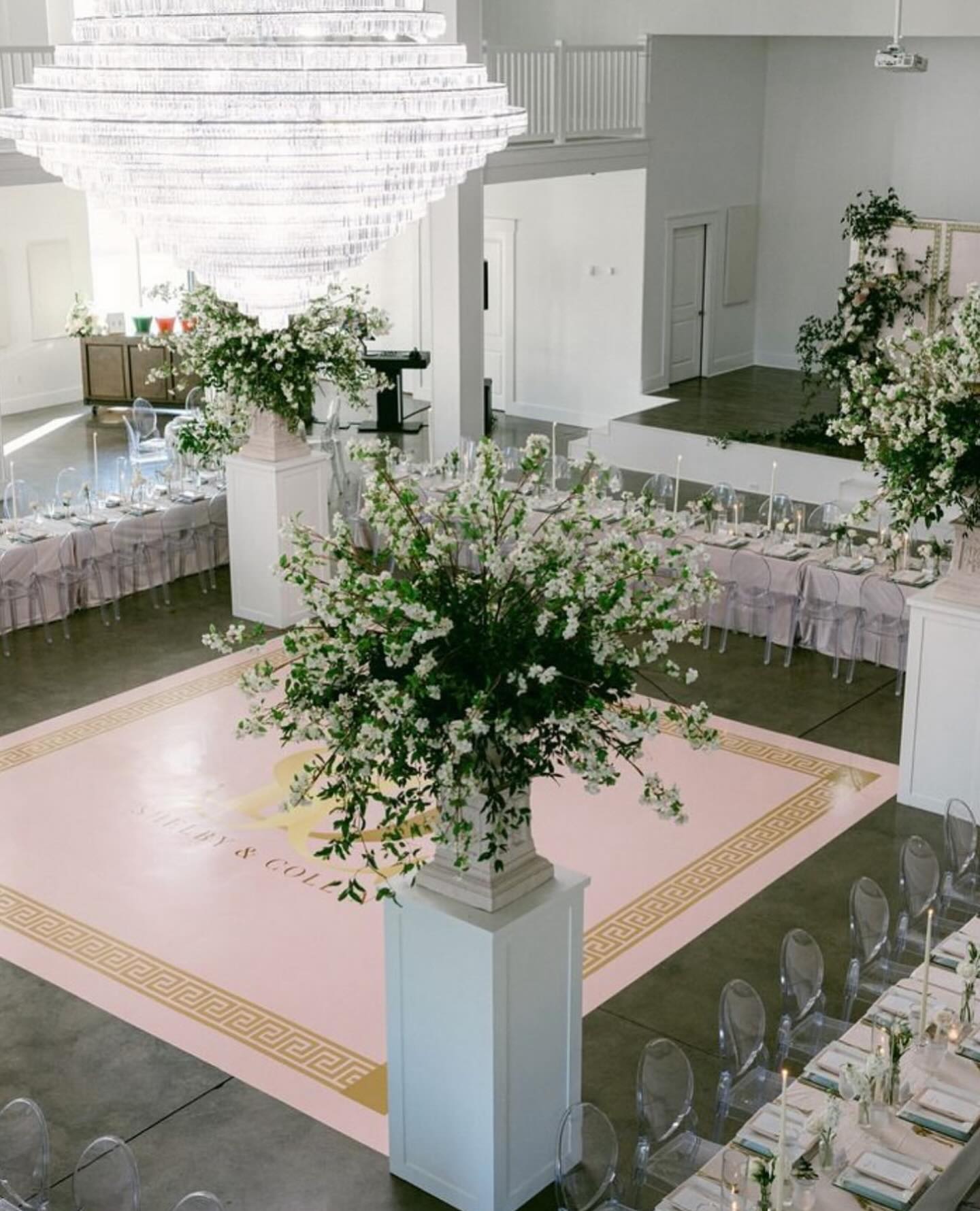 We love customizing vinyl flooring that helps bring any environment to life!
VENDORS:
Planning + Design: @kenzie.amandareedweddings
Production Design: @cae_lr
Concept Design: @sdberardesca
Floral Design: @tanarahluxefloral
Photography: @jaycekeil
Venue: @legacyacresar
Rentals: @eventology_us