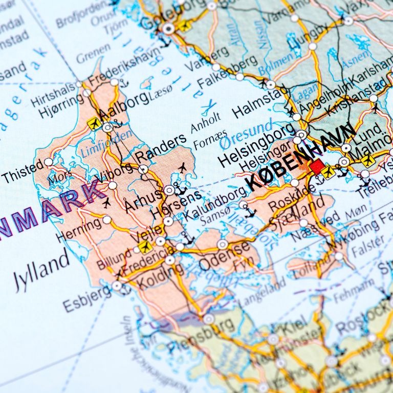 Copenhagen = Happiness â€ïž
Voted one of the happiest cities in the world, and hereâs why itâs full of surprises:
đČ Bikes outnumber cars 5 to 1 (with their own traffic lights!)
â·ïž You can ski on top of a power plant (hello, CopenHill).
đ Locals swim in the city harborâitâs that clean.
đ Hot dog stands are a national treasure (suits + street dogs = totally normal).
đ At Christmas, elves patrol the streets spreading cheer.
Happy Saturday friendsđ€žââïž
Read more at kiliantravelandlifestyle.com
#positiveaging #positivemindset #liveyourbestlife #copenhagen #happiestcity #travelblogger #travelagent #kckilian #agingwithattitude #womenthattravel #midlifejourney #travelinspired #happinessistravelling