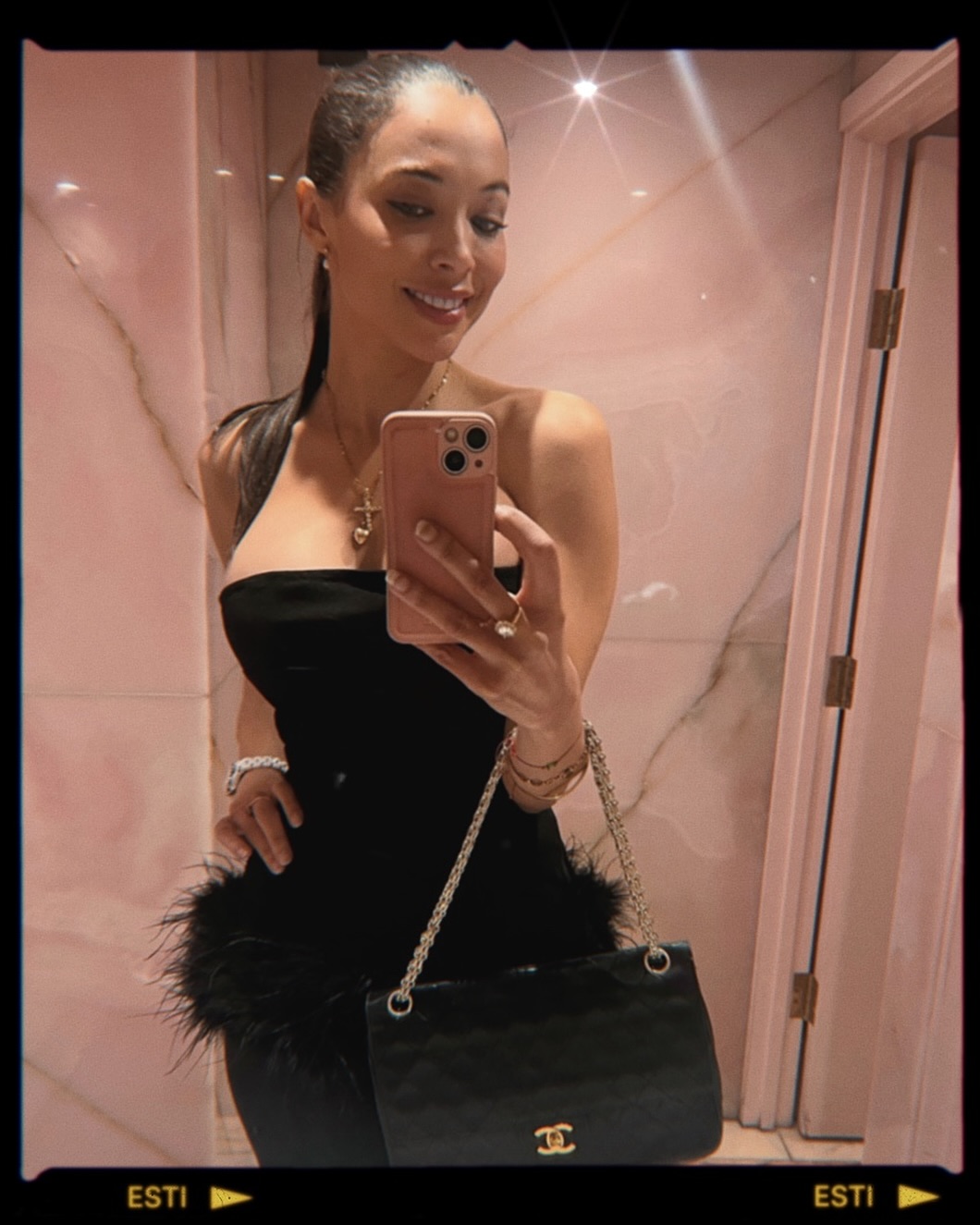 Love this cute two piece combo 💋
Combine with right accessories et voila, allez ladies x
Search and follow Aiirz
ID- 45587104
And even better save your pennies get extra discount
QSUK10annishialunette101
#sheintrends #ad #SHEINforAll #shein #nightout #fashion #twopiecesets
@shein_gb @sheinofficial