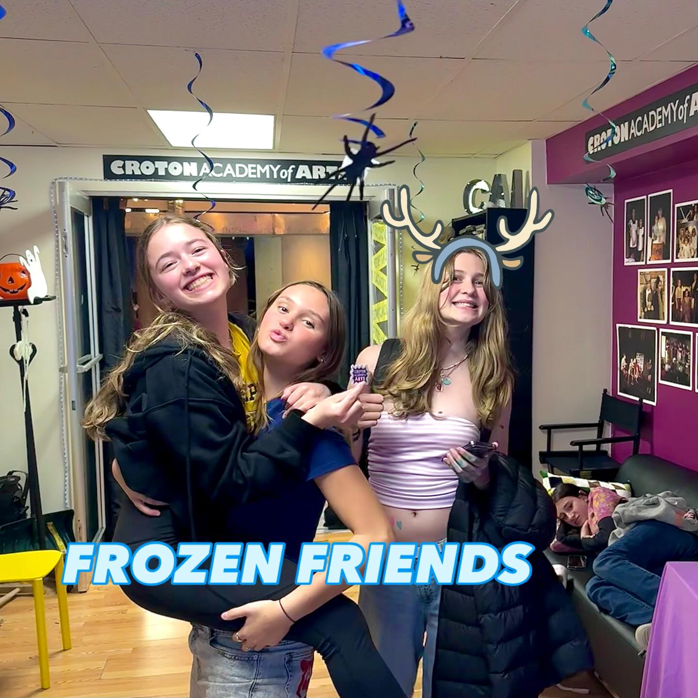 This week was pretty CHILL at Frozen Jr. rehearsals. But we did celebrate another birthday!
#frozen #frozenjr #frozenmusical