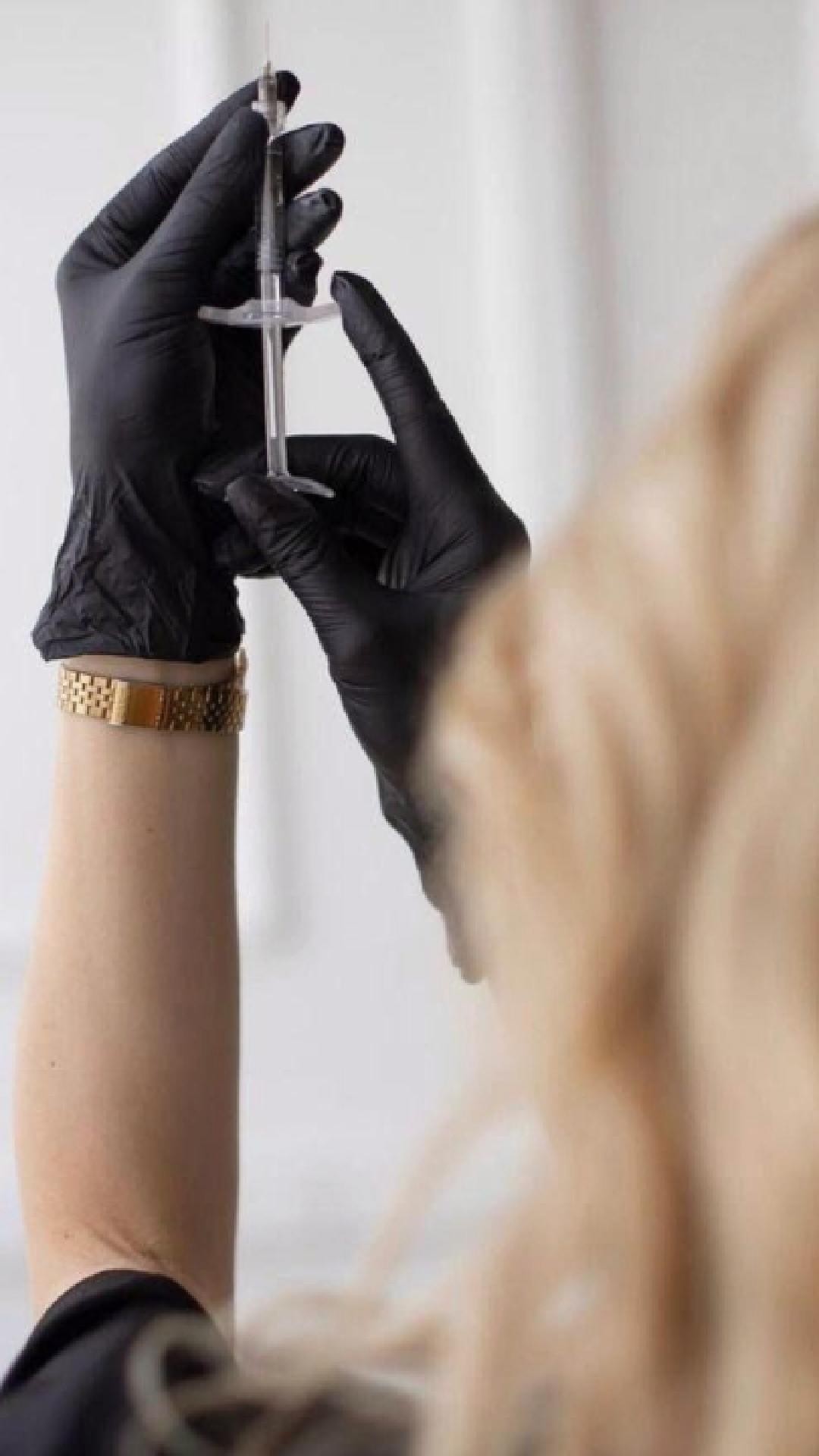 Dermal fillers are a safe and effective treatment to restore lost volume, soften fine lines, and enhance your natural features. Our Oak Brook specialists focus on natural-looking results that help you feel confident and radiant every day.
Ready to see the difference?
๐ Oak Brook, IL
๐ 224-407-2140
๐ Book today: www.medicalbeautycareclinic.com
๐ https://linktr.ee/medicalandbeauty
#MedicalBeautyCareClinic #DermalFillers #FacialRejuvenation #OakBrookAesthetics #NaturalEnhancement #SkinConfidence #BeautyCare