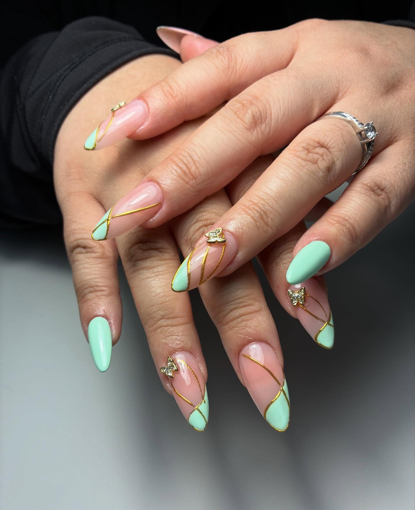 #melbournenails #nailsmelbourne #nails #gelx #greennails