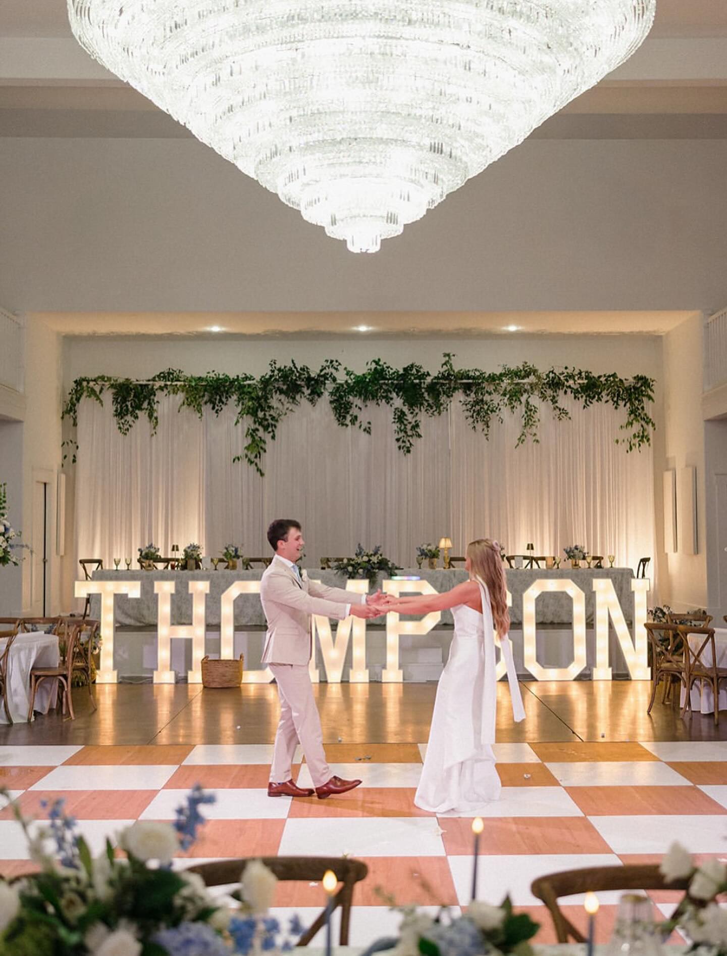 Dance floors built for memories that last long after the final song.
VENDORS:
Planning + Design: @weddingsbymelissae
Production Design: @cae_lr
Floral Design: @aperfectbloom @tanarahluxefloral
Photography & Videography: @cameronandelizabeth
Venue: @legacyacresar
