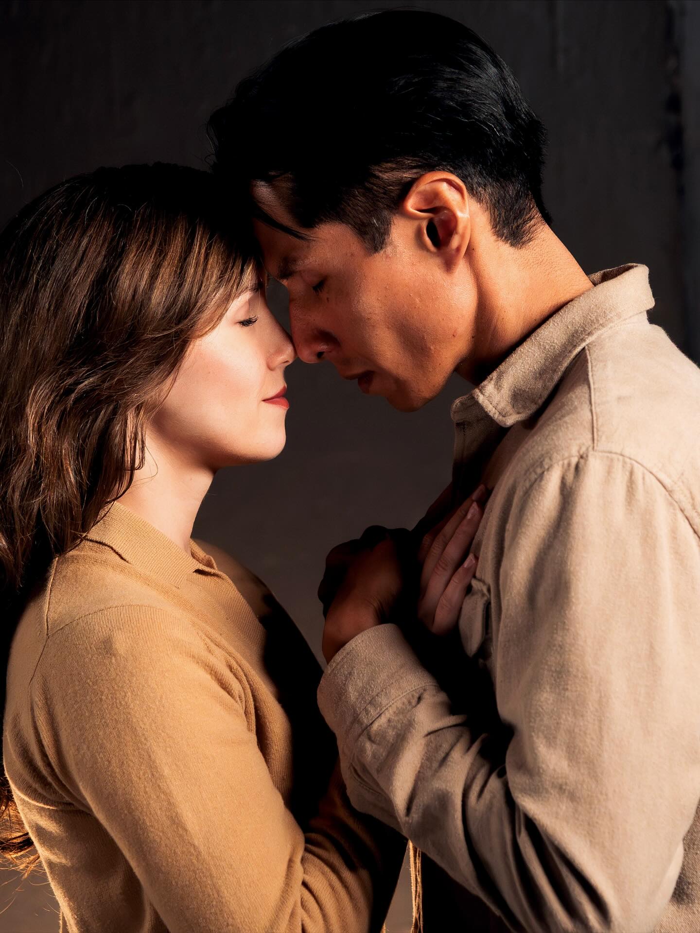 Sneak peak of the film I’ll be working on this week🎥
Currently en route to the Everglades in FL, home to the Miccosukee tribe and where we’ll be filming @becomingbuffalofilm - written and directed by @cypress.montana
“Becoming Buffalo” is a political thriller based on a true story about Buffalo Tiger and the Miccosukee delegations to Cuba during the height of the Cold War. I am so honored to play his wife, Phoebe 🙏🏼
Be sure to follow the film page! Let’s do this!
📸 @jorchual @jgvstudiosphotography
💄 @diahann____
#actor #actorslife #actorsofinstagram #floridaactors #basedonatruestory #politicalthriller