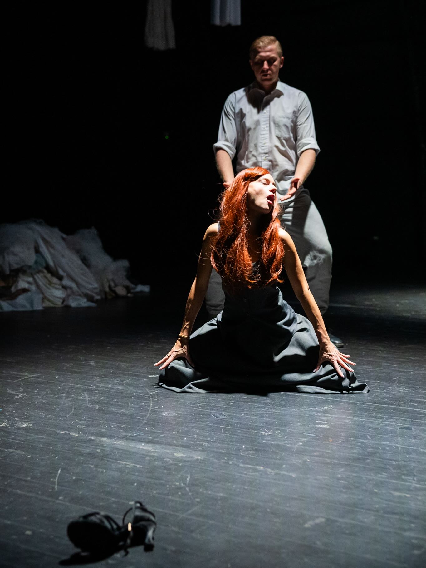 Jutro 12.12 premiera spektaklu „Amatorki” E. Jelinek we @wroclawski_teatr_wspolczesny
reż. K.Baraniecka @teatrkombinat
Obsada @szymek_bandyk @angelikawojcikk @majtykamagda @mikehatsu
Foto @vision_in_motion.m.cydzik