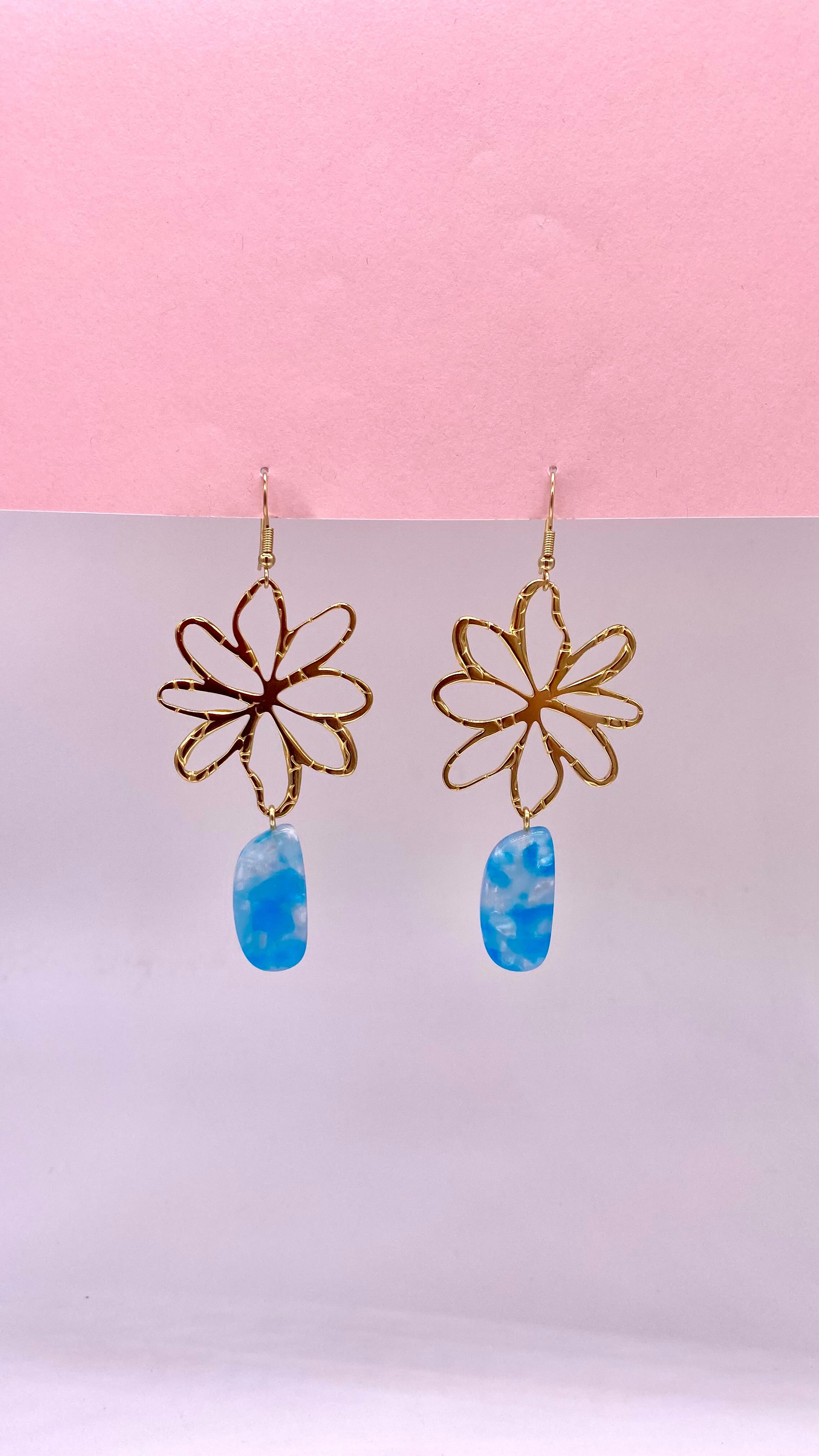 Pourquoi ces deux-là sont encore célibataires ? 😂
Dites moi si il faut que je change quelque chose 👇🏻
Comme je fabrique tout a la main moi même je peux tout changer ! Merci de m’aider à comprendre ! ❤️