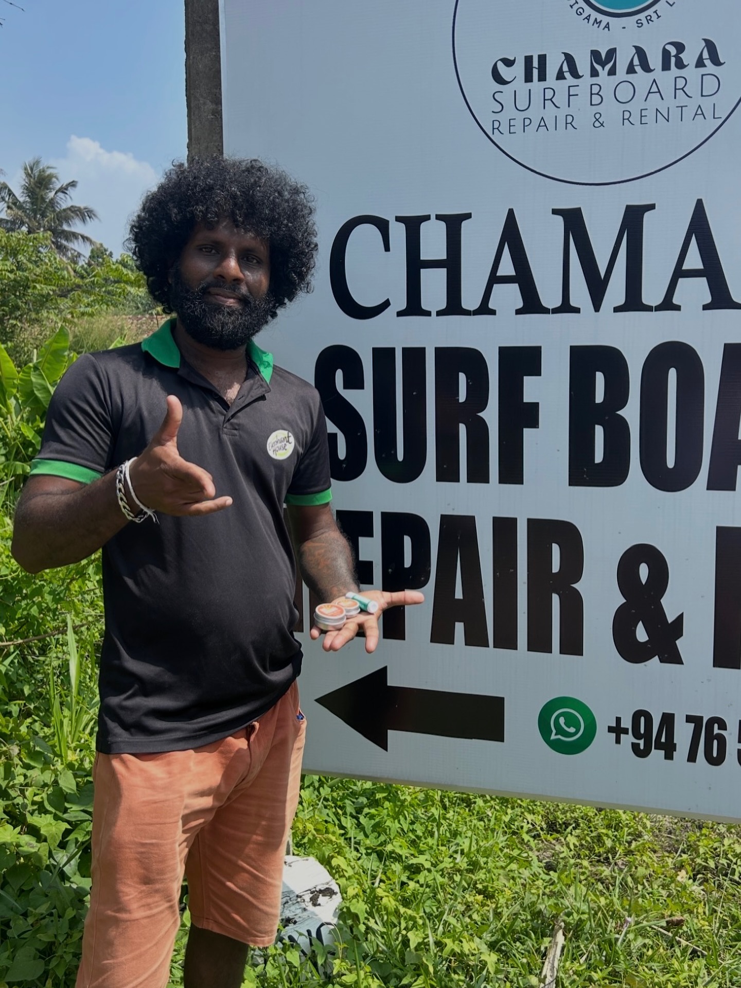 Love working with the good guys ๐ช๐ฝ๐#boardrepairs #midigama #surfzinc #bestie