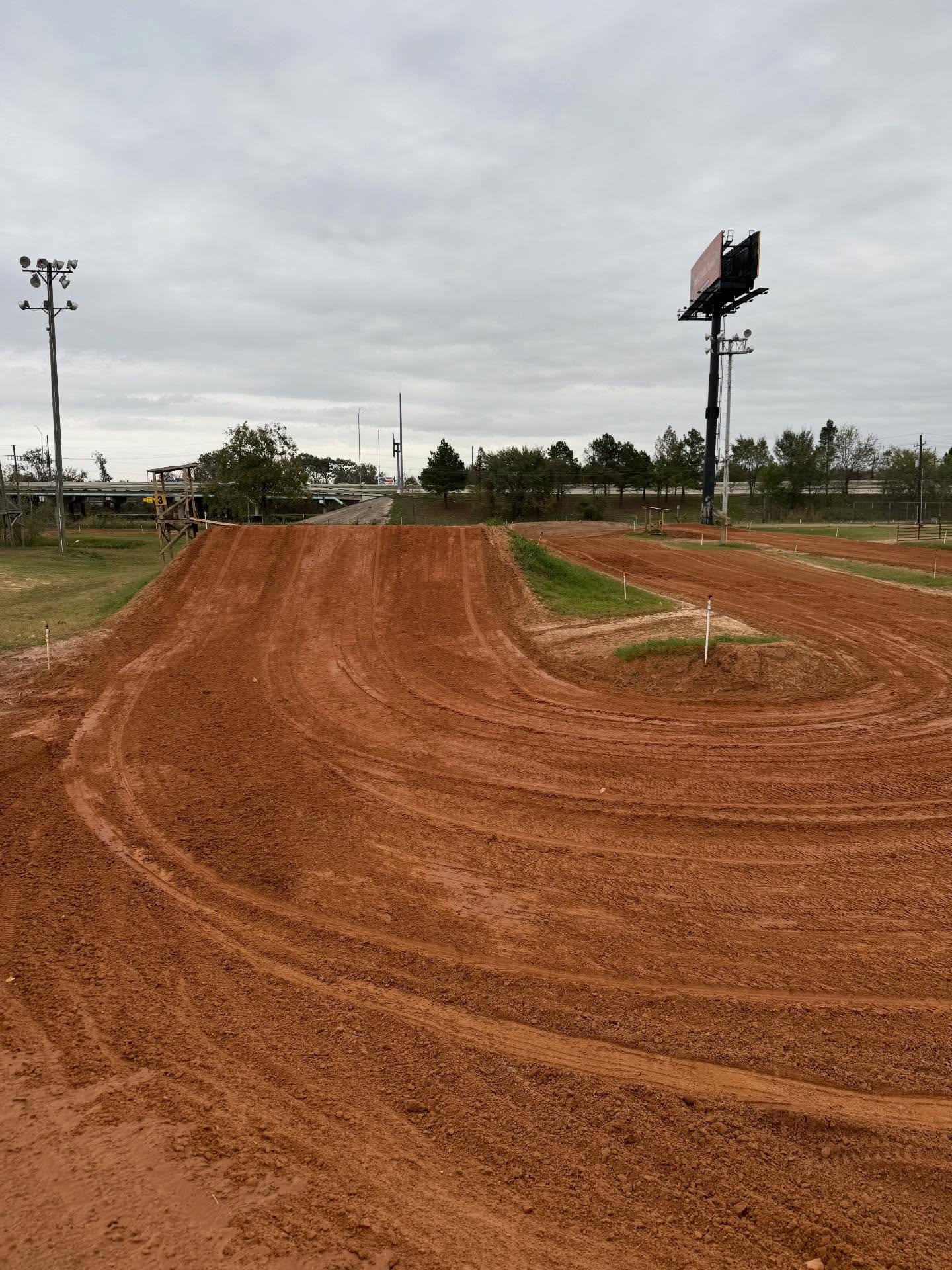 Good Saturday morning! We are open from 10:00am to 4:00pm. The GP Track, Main Track, River Track, and Kids Track are all prepped and ready to go. The Woods Track is being worked on and will open soon. The River Track has a new layout and jumps please take a sight lap!!!
Winter Hours
Monday 10:00 am to 4:00 pm
Wednesday 10:00 am to 9:00 pm
Friday 10:00 am to 5:00 pm
Saturday 10:00 am to 4:00 pm
Sunday 10:00 am to 4:00 pm
🚨Our social media post serve as a disclaimer, please read and be informed.🚨 (Instagram users please refer to FB for the entire message).
‼️SAVE TIME IN LINE - MEMBERSHIP FORMS ARE ON OUR WEBSITE (we purposely don’t post our website for a reason - too many h@ckers have interfered) BOTH PARENTS MUST FILL OUT FOR ALL MINOR RIDERS - read below 👇
🛑The insurance affect is making its way to 3 Palms. Please Note: both parents, meaning biological mom and dad, must sign all waivers & releases. Legal guardianship and sole custody must provide court ordered paperwork. We are having an alarming amount of parents claiming the other parent is deceased just to avoid the hassle of collecting both parents signatures. We have a form specifically for you to sign representing your statement that we will keep on record to provide our insurance company of such claims.