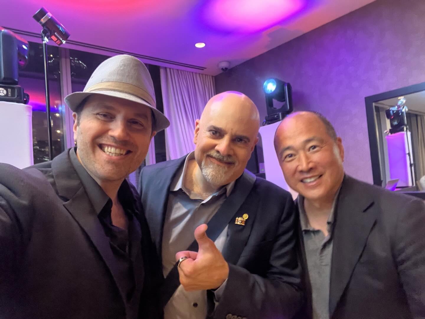 So great to work with these vendors after meeting them at networking events around Chicago! Thanks to @hwazdj for trusting me to work this wedding.
The LondonHouse was one of my favorite first spots on the river and this was my first wedding there ๐โค๏ธ๐ฅ
Photog: @lacourimages
Venue: @lhchicago