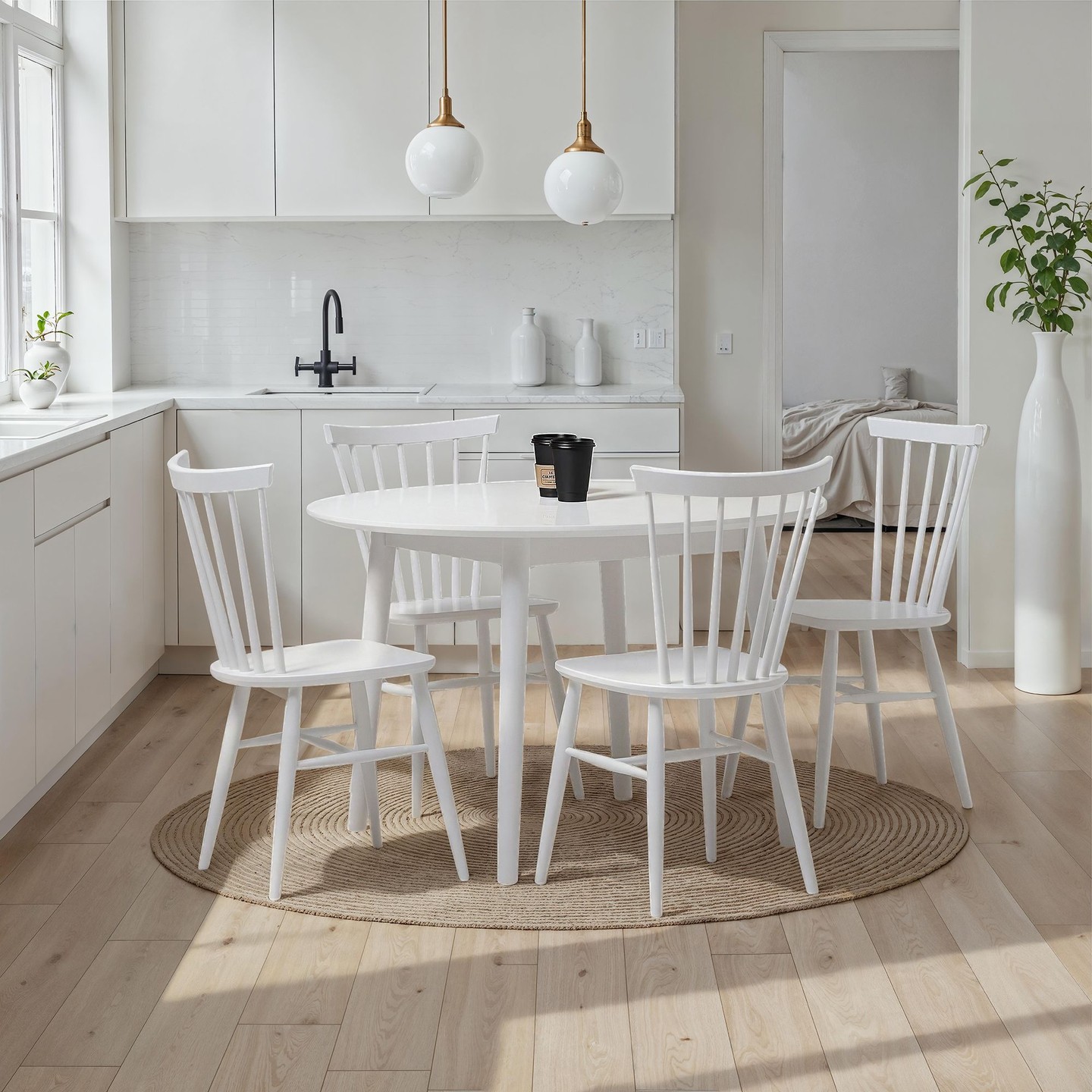 Pinja-ruokaryhmä on klassisen kaunis kokonaisuus 🤍
Pyöreästä pöydästä löytyy kiinteä 110cm halkaisijalla oleva versio, sekä jatkettava malli 110+45cm.
Jälleenmyyjä: @maskun_kalustetalo
#pohjanmaan_pinja
#pohjanmaan #pohjanmaankaluste #pohjanmaanofficial #koti #keittiö #diningchair #diningtable #kitcheninspo #kitchendecor #diningroom #sisustus