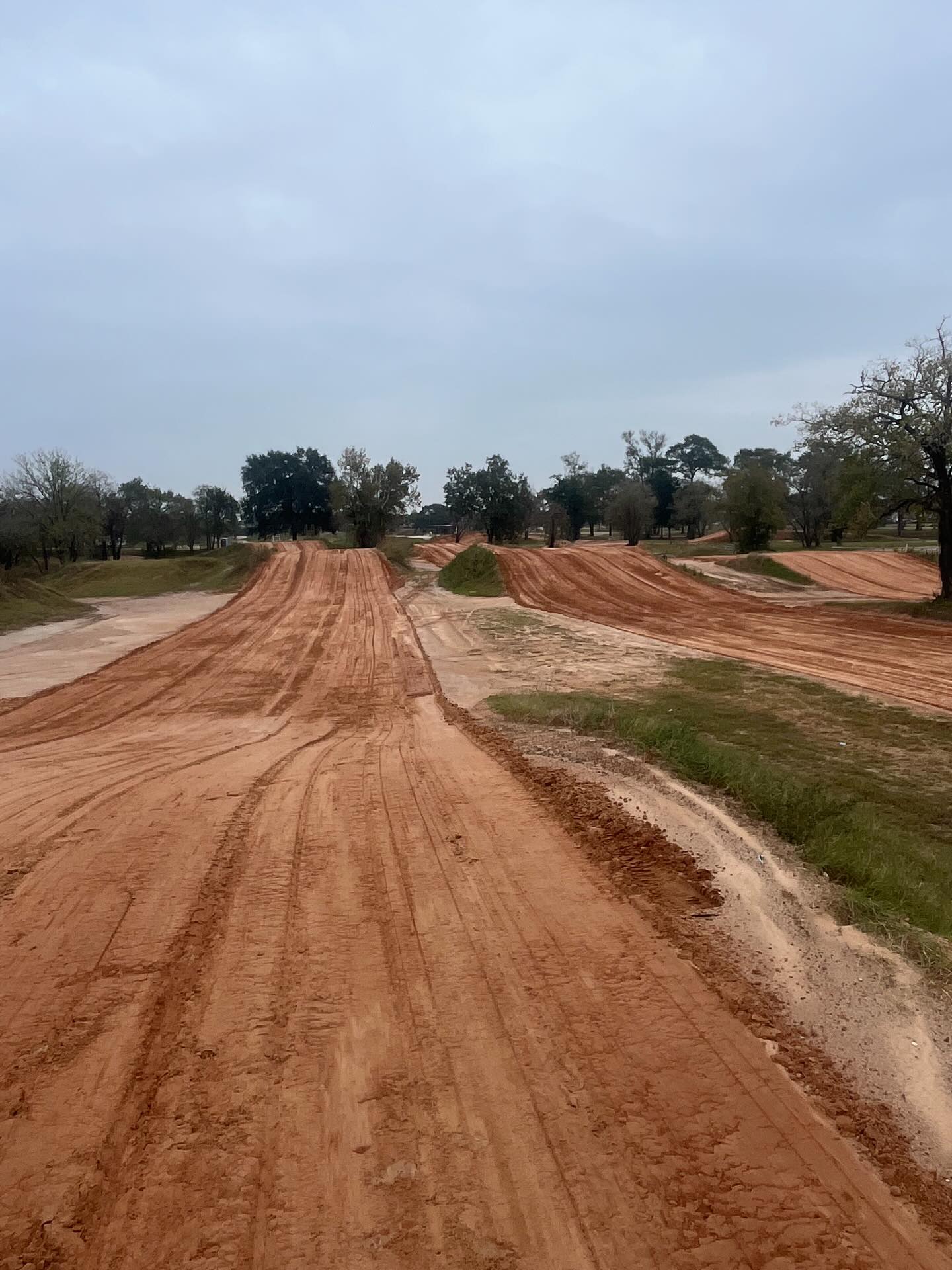 Good Wednesday morning! We are open from 10:00am to 9:00pm today. The GP Track is full prepped and ready to go. The Main Track will be prepped and open from 2:00pm to 9:00pm. The Woods Track, Kids Track, and River Track are being worked on right now and will be prepped and ready to go today. The River Track has a new layout and jumps please take a sight lap!!!
We are open tomorrow from 3:00pm to 8:30pm weather permitting for small bikes and e-bikes.
Winter Hours
Monday 10:00 am to 4:00 pm
Wednesday 10:00 am to 9:00 pm
Friday 10:00 am to 5:00 pm
Saturday 10:00 am to 4:00 pm
Sunday 10:00 am to 4:00 pm
🚨Our social media post serve as a disclaimer, please read and be informed.🚨 (Instagram users please refer to FB for the entire message).
‼️SAVE TIME IN LINE - MEMBERSHIP FORMS ARE ON OUR WEBSITE (we purposely don’t post our website for a reason - too many h@ckers have interfered) BOTH PARENTS MUST FILL OUT FOR ALL MINOR RIDERS - read below 👇
🛑The insurance affect is making its way to 3 Palms. Please Note: both parents, meaning biological mom and dad, must sign all waivers & releases. Legal guardianship and sole custody must provide court ordered paperwork. We are having an alarming amount of parents claiming the other parent is deceased just to avoid the hassle of collecting both parents signatures. We have a form specifically for you to sign representing your statement that we will keep on record to provide our insurance company of such claims.