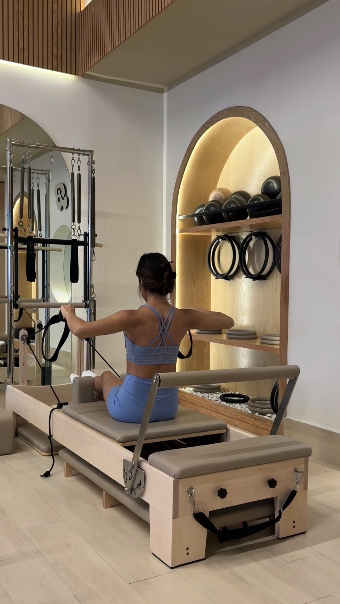 Pilates Reformer con nuestra coach Rebe 🤍