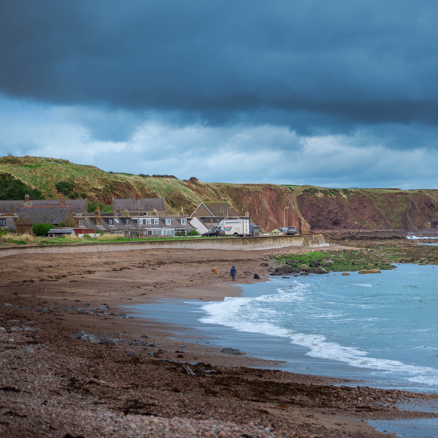 Not every beach needs warm sunshine & strictly sandy shores to look good.
#stonehaven #stonehavenbeach #aberdeenshire #scotlandcoast #scotlandbeach #visitscotland #scotlandtravel #scotlandphotography #ukcoast #ukbeaches #northsea #pebblebeach #scottishcoast #scotlandnature #seascapephotography #landscapephotography #naturephotography #travelphotography #scottishlandscape #discoveraberdeenshire #hiddenscotland #explorescotland #beautifulscotland #scotlandscenery #scotlandgreatshots #earthvisuals #earthcapture #landscape_lovers #outdoorscotland #scotlandgram