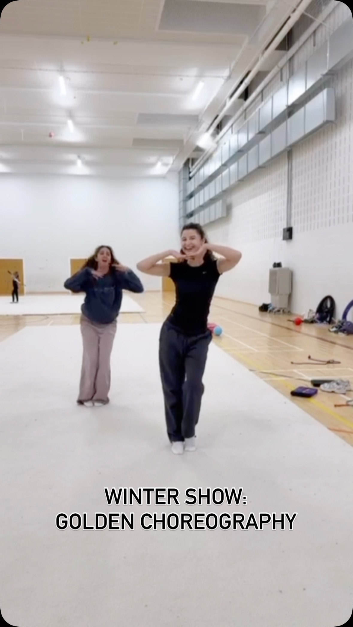 🔥 The Winter Show favourite: “Golden”.
It was a highlight of the Winter Show, so I’m sharing the choreography with you — because this magic deserves to be recreated.
Massive congrats to Coach Luisa and Coach Hoda for this masterpiece.
📸 Learn it. Film it. Tag @shinebrightgymnastics — we want to feature you!
#kpopdemonhunters #huntrix #golden