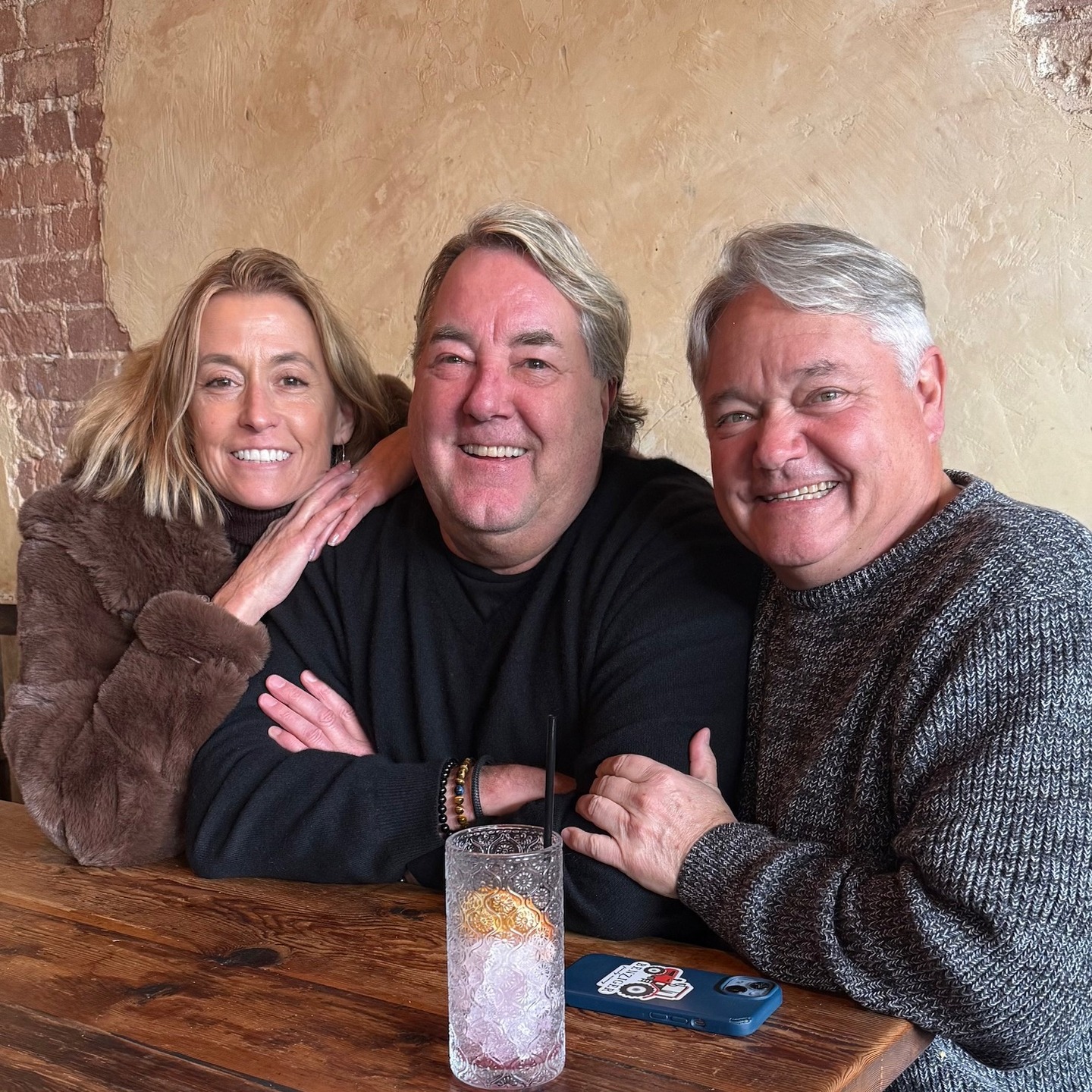 đ Friendships After 50 đ
One of the best surprises in this season of life? Realizing that friendships donât end at 30⊠or 40⊠or ever. They just evolve.đ
After 50, they come in all formsâ
the friend you meet at the gym,
the woman you sit next to at a networking event,
the neighbor who becomes a travel buddy.
This chapter gives us something beautiful:
âš the confidence to be ourselves
âš the freedom to try new places
âš the joy of saying yes to new experiences
âš and the openness to welcome new people into our lives
Staying connected and open-minded keeps us young.
Some of the best adventuresâtravel or otherwiseâhappen with the friends we make along the way.
And friends we meet here on social.
Hereâs to friendships that keep growing, shifting, surprising usâŠ
and to all the new memories waiting out there. â€ïž
@bellyleftcoastkitchen
@williswinebar
#newfriendships #friendships #womenover50 #womenover60 #newrestaurant #workbuddies #positiveaging #agepositive #trynewthings #emptynesters #emptynesterslife #newmemories