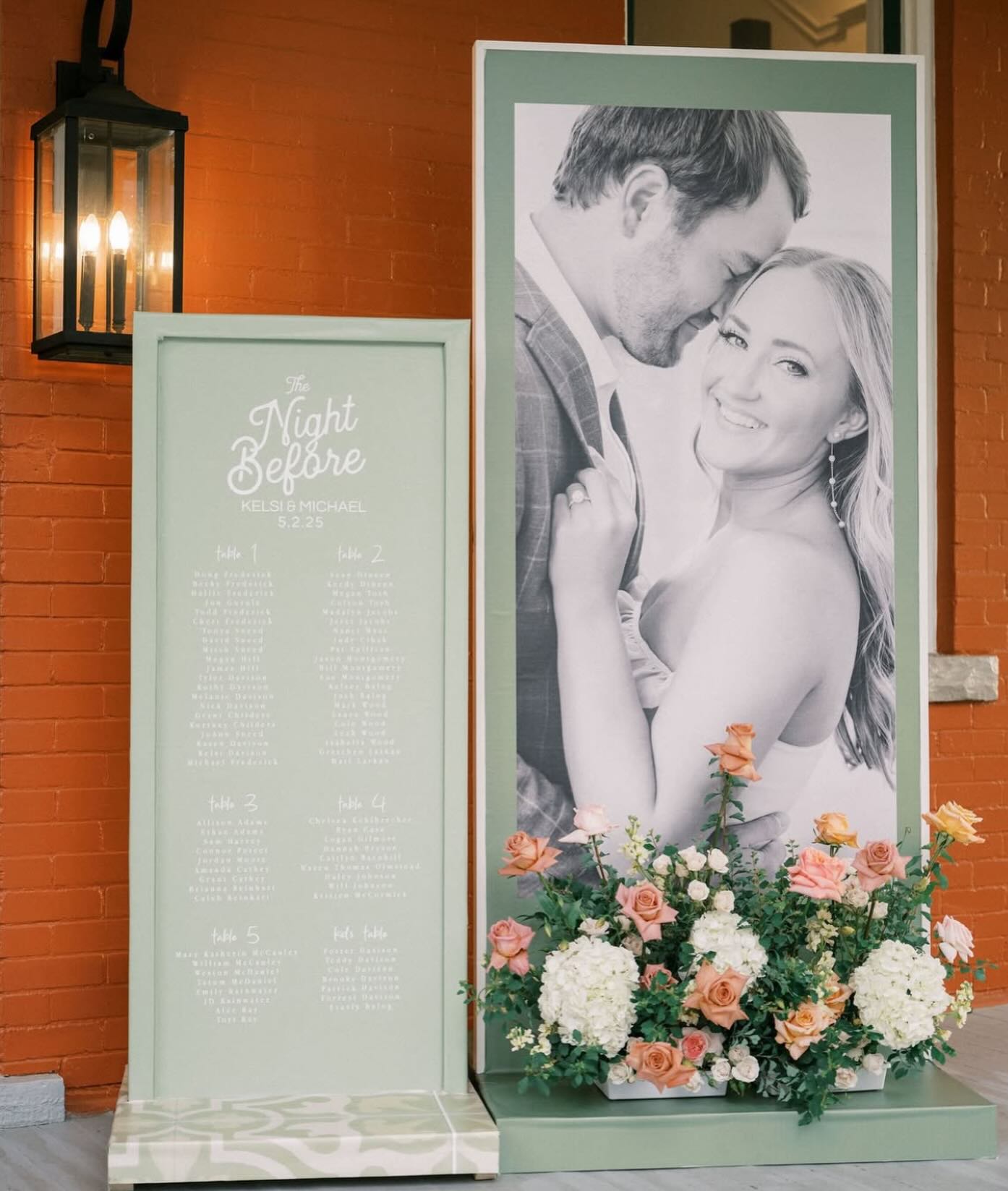 Custom rentals designed with intention and delivered with excellence!
VENDORS:
Planning + Design: @gretchenlarkanevents
Production Design: @cae_lr
Floral Design: @vaseandvine
Photography: @chelsea.duff.photography
Videography: @mcheeze
Venue: @thegrandeurhouse
Rentals: @eventology_us
Entertainment: @djchadmansfield