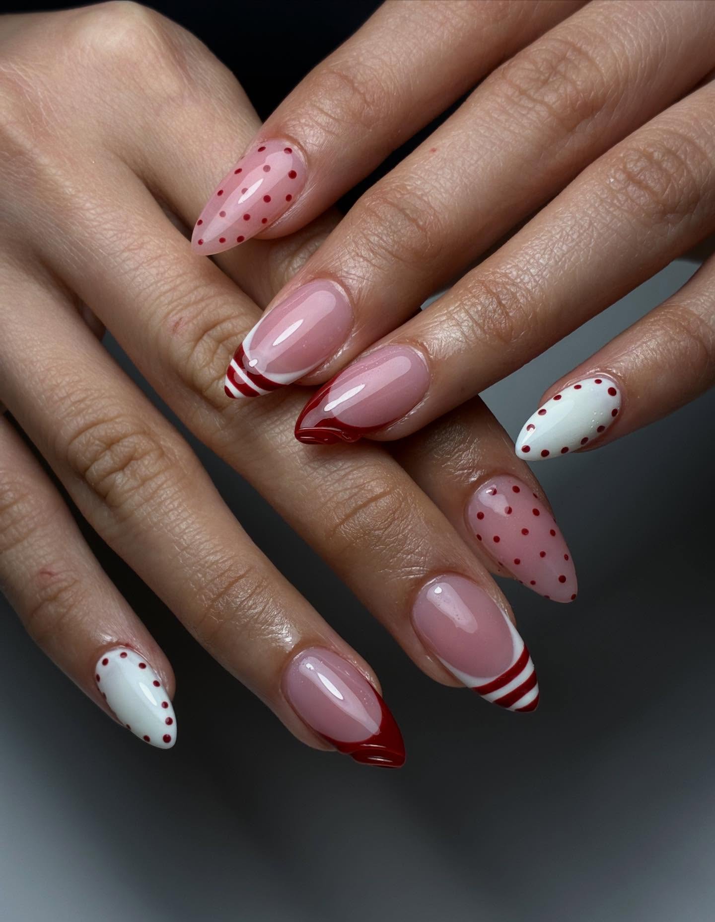 ♥️♥️
.
.
#pokadots #pokadotnails #melbournenails #nailsmelbourne #gelxnails