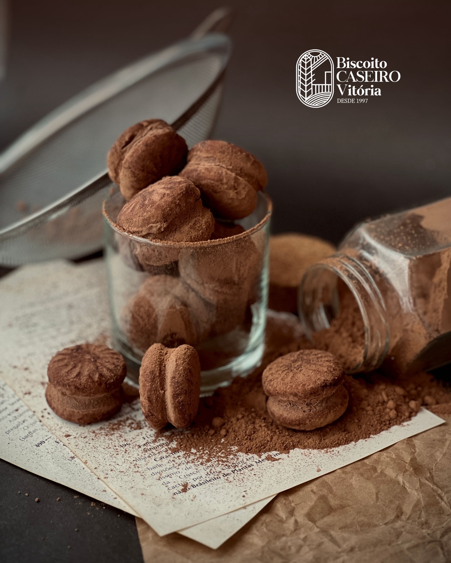 Nossos #BemCasadosDeChocolate são feitos com uma combinação irresistível de textura macia e recheio cremoso.. 🤎🍪
Um sabor que transforma cada mordida em uma verdadeira experiência para os amantes de chocolate!
#SaborExclusivo que você só encontra em nossa Loja de Varejo (Sujeito a disponibilidade de estoque).
📍Rua dos Trompetes, 174 - Califórnia, BH.
📞 (31) 3416 1055
📲 (31) 9 8440 0495
📦 Enviamos para todo o Brasil