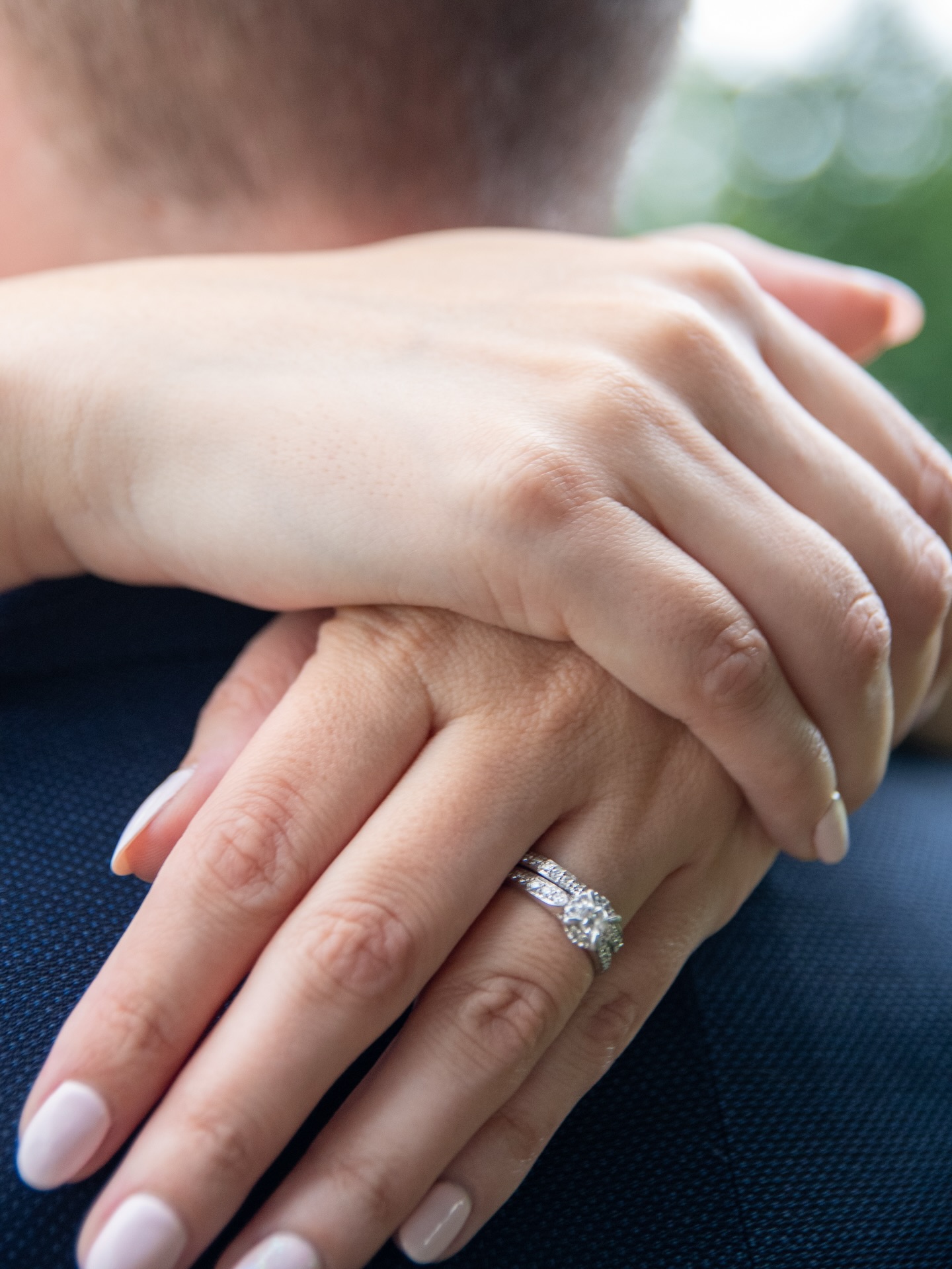 With Christmas just a few days away… is anyone hoping for a ring? 💍✨
Looking back to warmer days with these beautiful moments from Ashleigh & Dan’s stunning wedding at Mythe Barn. A perfect reminder that love stories happen in every season 🤍
If a Christmas proposal is on the cards, I’d love to hear all about it…
#engagedatchristmas #christmasring #midlandsphotographer #weddingphotography