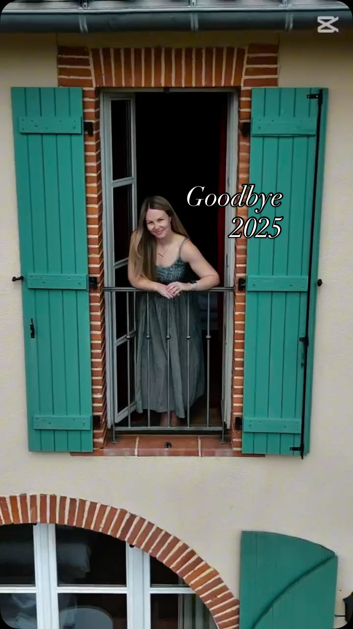 2025, what a year! 6 workshops, 2 retreats, 120 in person students and thousands more online! So grateful for another incredible year and for all of you!