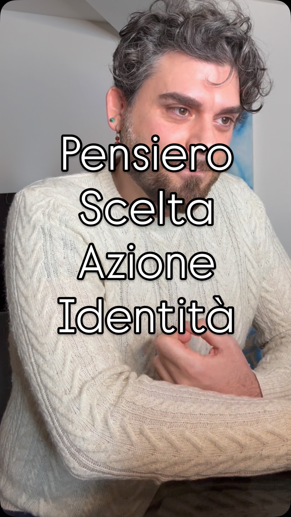 Nelson Mandela è la prova di come i pensieri guidino le scelte, e le scelte formino l’identità. Ha trasformato anni di prigionia in un terreno di crescita interiore: ha scelto la visione, non il rancore. E quelle scelte lo hanno portato ad azioni che hanno definito chi è diventato.
Quando cambi il modo in cui pensi, cambi il modo in cui vivi. ✨
#MindsetCoach #CrescitaPersonale #Identità #ScelteConsapevoli #coachingitaliano