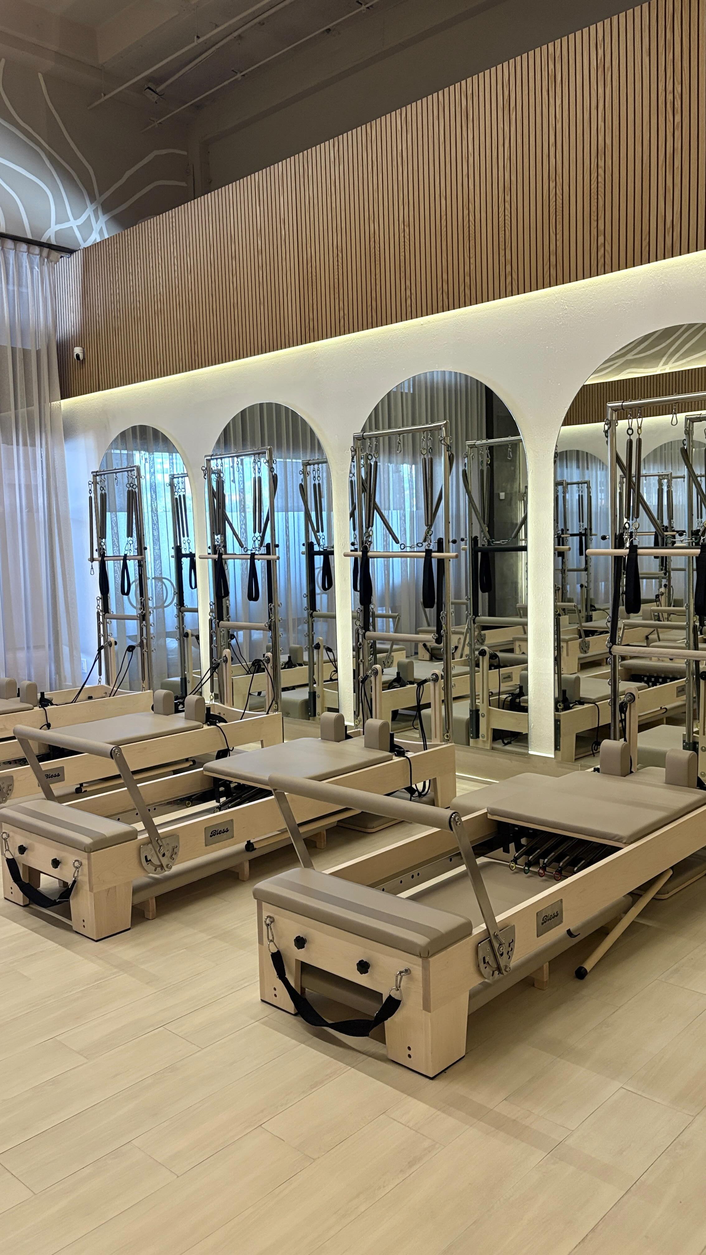 2026 intentions
move with purpose · nourish, don’t punish · limit the noise · honor small wins · practice gratitude daily 🤍