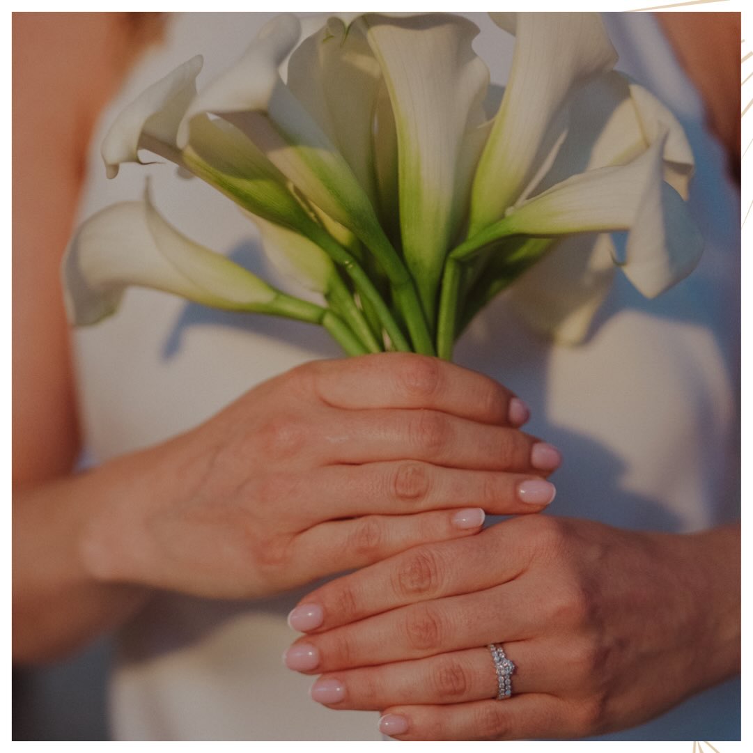 Ici, le temps suspend son vol.
Les pierres deviennent témoins, les regards s’illuminent, les promesses s’écrivent à voix basse… 💍
Le Château de Nans se transforme en l’écrin de votre plus beau “oui”, au cœur de la Provence. 🌿
Un lieu singulier où chaque détail orchestre l’émotion et inscrit vos souvenirs dans l’éternité.
Informations & devis :
📩 DM ou 04 42 18 00 00
Demande de réservation :
👉 https://www.receptioncotejardin.fr/contact
Explorez le lieu :
👉 www.chateaudenans.com
📸 @cruz_prod13
#ChateauDeNans #MariageEnProvence #LieuDException #WeddingVenue #MariageDeReve DestinationWedding WeddingFrance