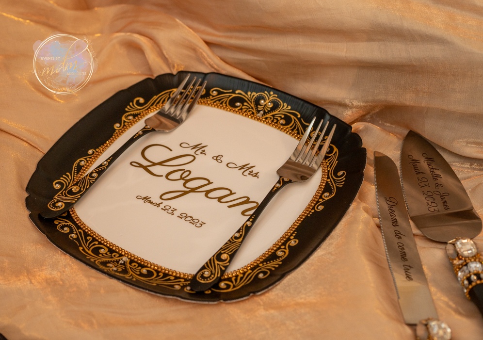 Luxury isn't loud. It's restraint, balance, and intention executed flawlessly.
That's our lane.
Events by MDM Associates
#eventsbymdmassociates #mdmassociates #dmvplanner #dmvpartyplanner #dmveventplanner #thedifferenceisinthedetails #the360difference #yardpartydecor