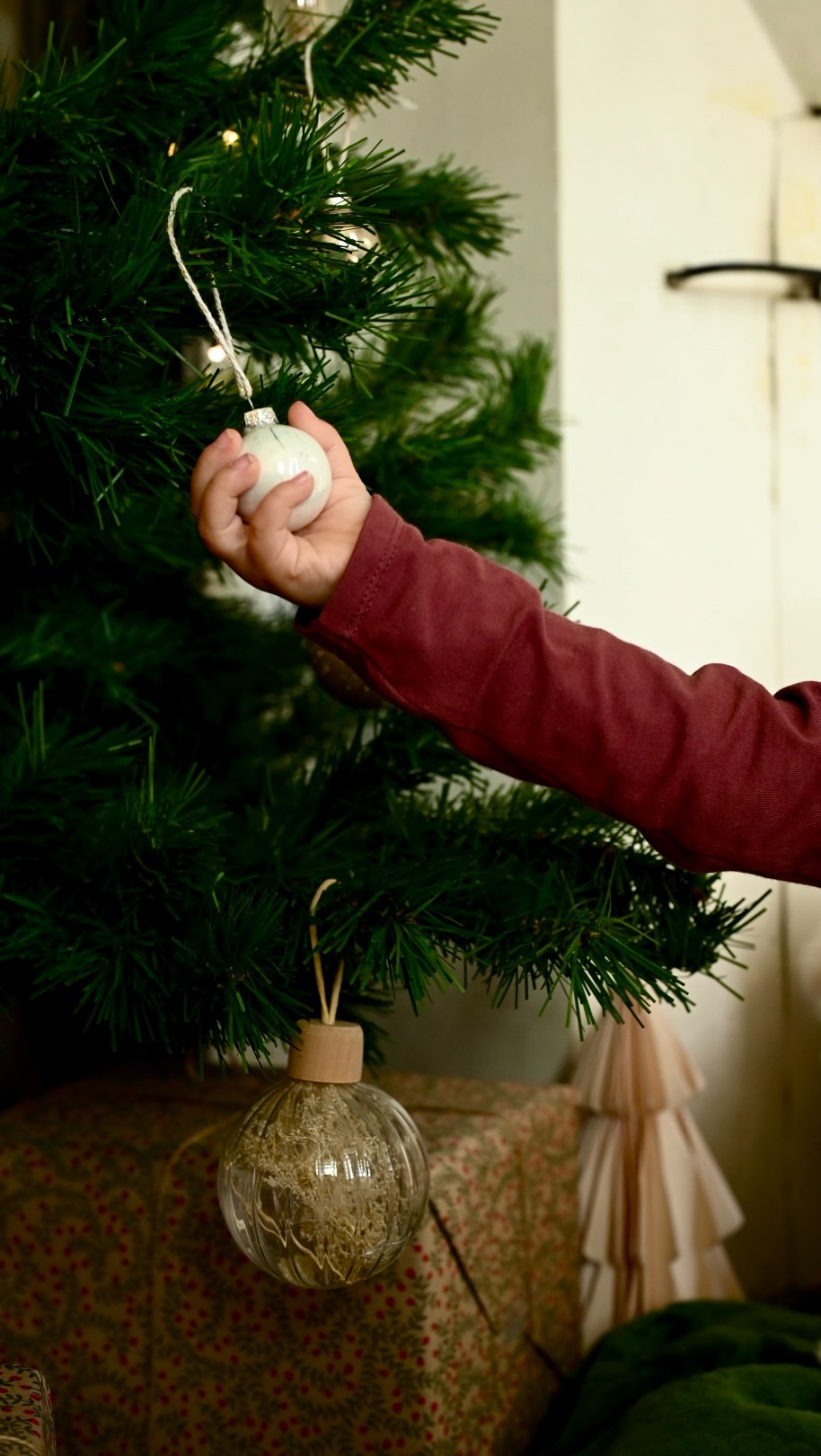 ✨ Ça, c’est ce dont ils se souviennent vraiment.
L’amour, la chaleur, la famille. Et un Noël qui restera sur papier … pour toujours. 🎄💫
Réserve toi aussi ta séance de Noël à domicile 🫶🏻
.
.
.
#shootingfamille
#shootingfamilletoulouse
#familletoulouse
#shootingnoël