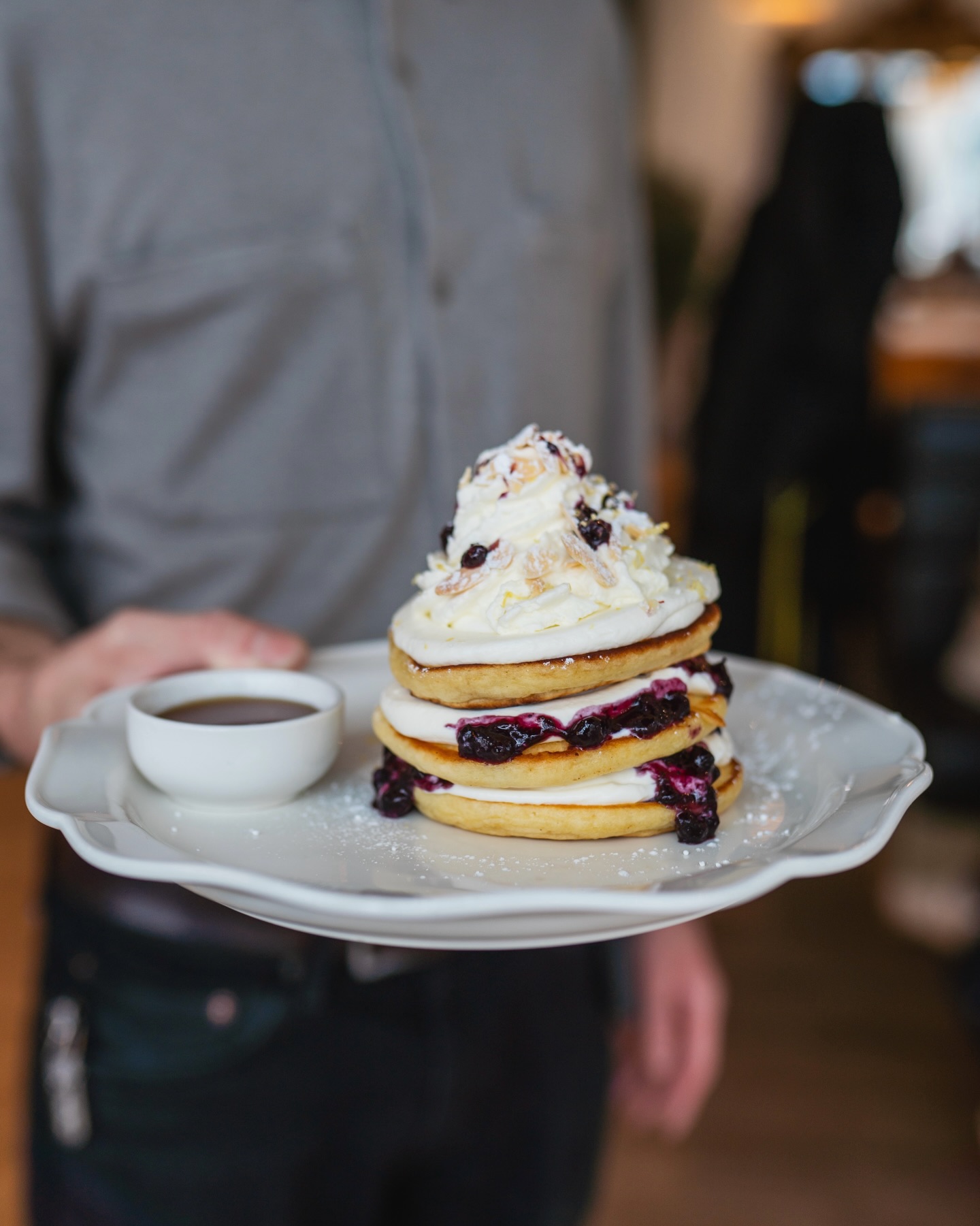 Brunch is served 🥞
LEMON RICOTTA PANCAKES / Whipped ricotta, blueberry compote, maple syrup, ‘panna’
Join us every Saturday and Sunday from 11-3PM!
Reservations recommended but walk ins always welcome 🙂↕️
📍NODO Liberty, 120 Lynn Williams St