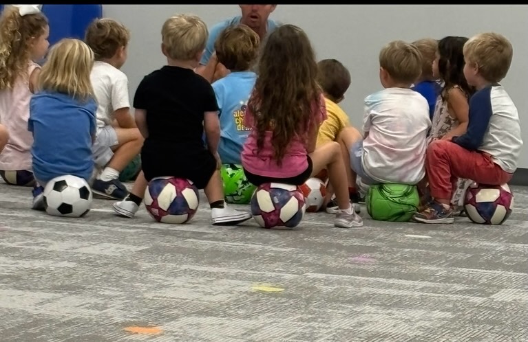 This school year, we’re so excited to offer extra opportunities before and after school for our students to grow, learn, and explore! 🌟
Our enrichment classes include:
📚 Book Club
⚽ Soccer
🤸 Gymnastics
🧠 Sensory Class