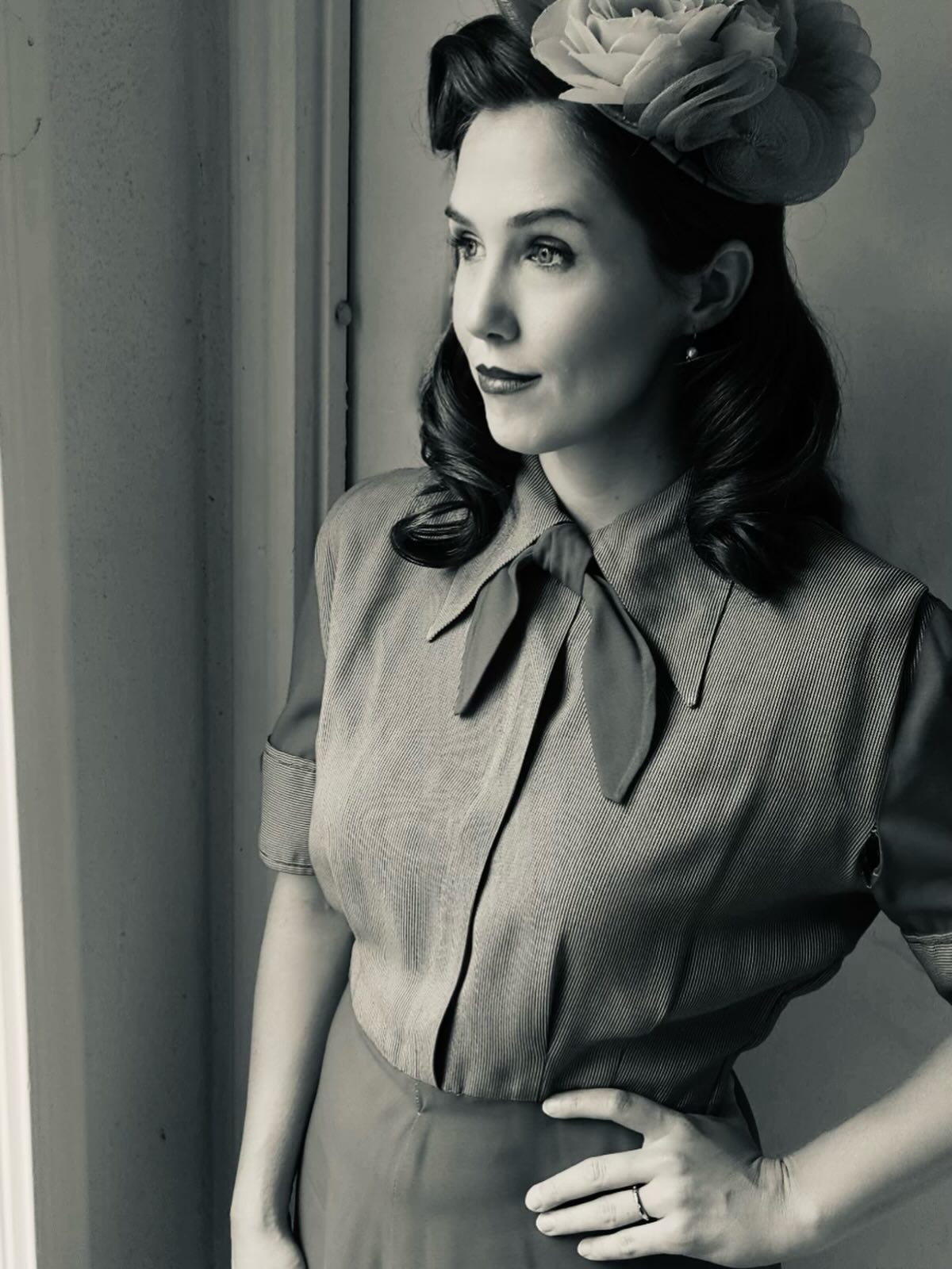 @diahann____ worked some vintage HMU and wardrobe MAGIC and it needed its own post. A Diahann appreciation post 🎬💄✨
For the upcoming period drama, @becomingbuffalofilm by @cypress.montana 🎞️
Give the film page a follow - we have a working screening tonight at 7pm!
#actorsofinstagram #periodfilm #perioddrama #1940sstyle #1940sfashion